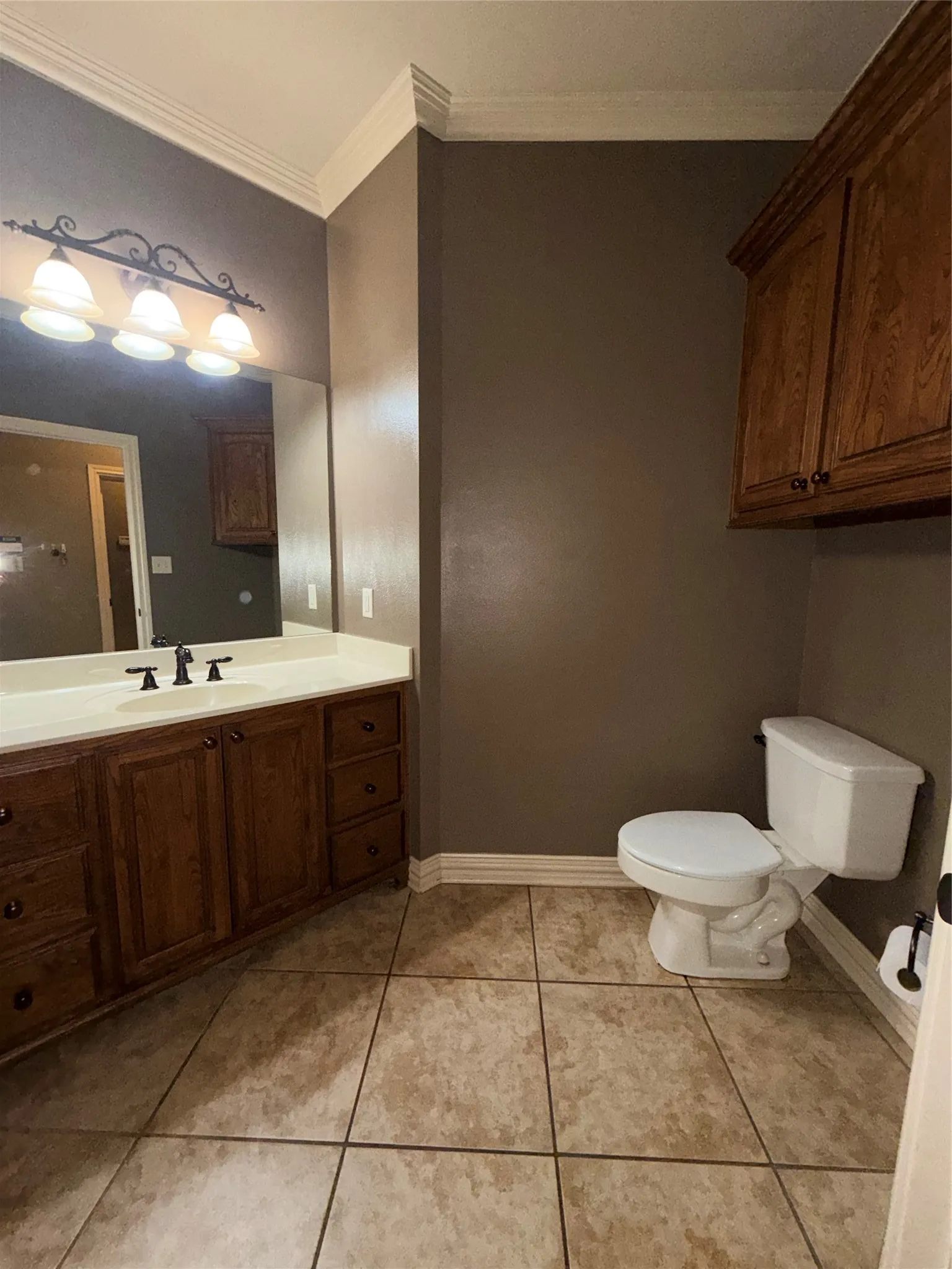 Single Family Residence For Sale in Smith County , 12881 Winding Oak, Lindale, Texas 75771, 4 Bedroom, 3 Bathroom, 2 Garage spaces, 3,168 Sqft, built in 2004, Price $659,900, mls#21360926, Real Estate Agent in Lindale, Homes For Sale in Smith county, Homes For Sale in Lindale, Realtor in Lindale Texas, Real Estate Brokerage Independent Realty Texas, Luminita Cordes Realtor