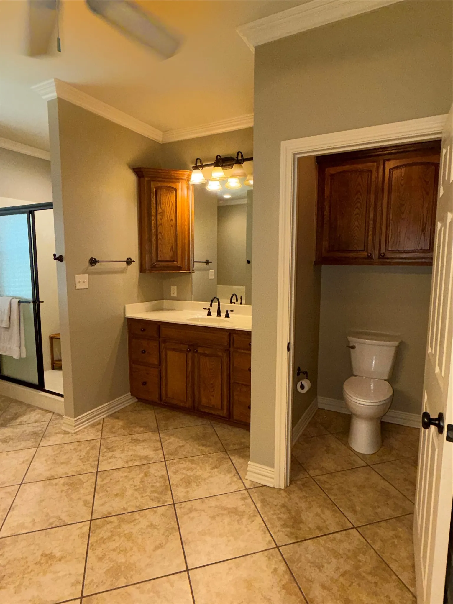 Single Family Residence For Sale in Smith County , 12881 Winding Oak, Lindale, Texas 75771, 4 Bedroom, 3 Bathroom, 2 Garage spaces, 3,168 Sqft, built in 2004, Price $659,900, mls#21360926, Real Estate Agent in Lindale, Homes For Sale in Smith county, Homes For Sale in Lindale, Realtor in Lindale Texas, Real Estate Brokerage Independent Realty Texas, Luminita Cordes Realtor