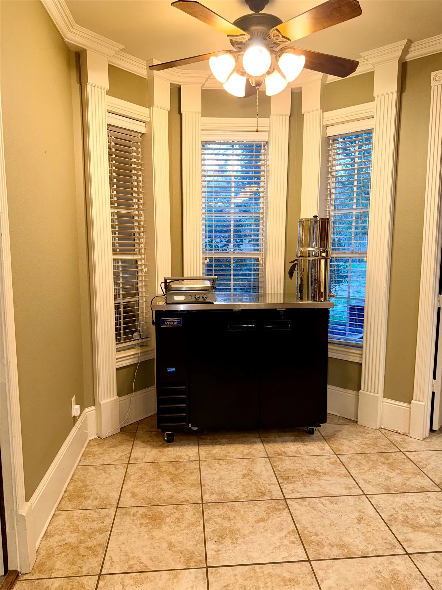 Single Family Residence For Sale in Smith County , 12881 Winding Oak, Lindale, Texas 75771, 4 Bedroom, 3 Bathroom, 2 Garage spaces, 3,168 Sqft, built in 2004, Price $659,900, mls#21360926, Real Estate Agent in Lindale, Homes For Sale in Smith county, Homes For Sale in Lindale, Realtor in Lindale Texas, Real Estate Brokerage Independent Realty Texas, Luminita Cordes Realtor
