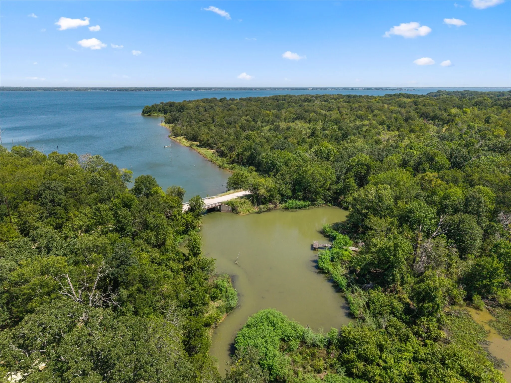 Improved Land For Sale in Navarro County , 16977 SE County Road 2370, Streetman, Texas 75859, 0, 0, Garage spaces, 0 Sqft, built in 1998, mls#21360884, Real Estate Agent in Streetman, Homes For Sale in Navarro county, Homes For Sale in Streetman, Realtor in Streetman Texas, Real Estate Brokerage Independent Realty Texas, Luminita Cordes Realtor