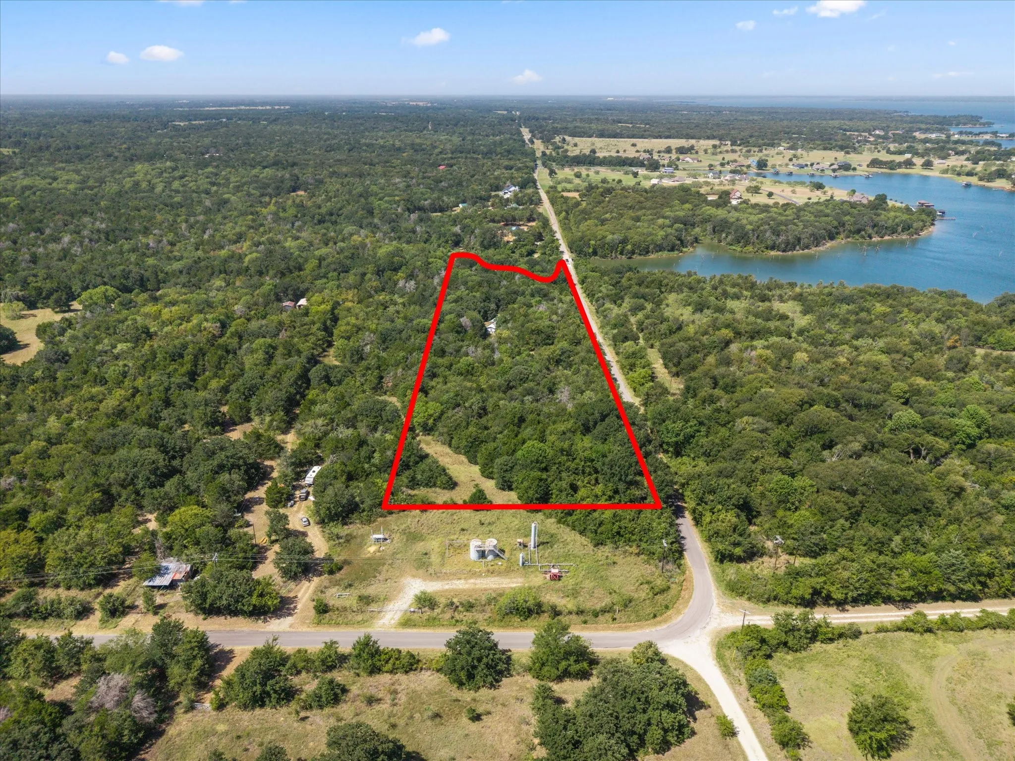 Improved Land For Sale in Navarro County , 16977 SE County Road 2370, Streetman, Texas 75859, 0, 0, Garage spaces, 0 Sqft, built in 1998, mls#21360884, Real Estate Agent in Streetman, Homes For Sale in Navarro county, Homes For Sale in Streetman, Realtor in Streetman Texas, Real Estate Brokerage Independent Realty Texas, Luminita Cordes Realtor