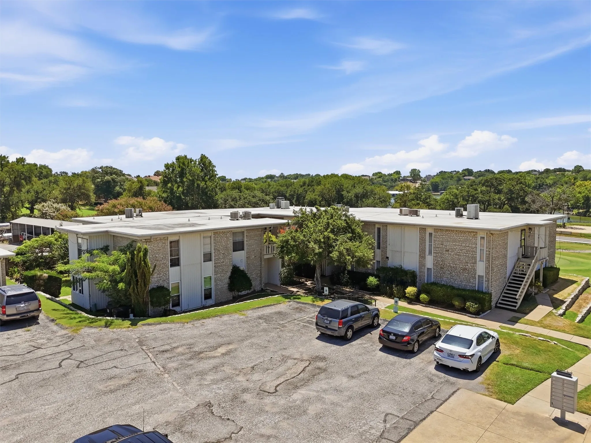 Condominium For Sale in Hood County , 4211 Fairway Drive, Granbury, Texas 76049, 1 Bedroom, 1 Bathroom, Garage spaces, 896 Sqft, built in 1973, Price $175,000, mls#21360842, Real Estate Agent in Granbury, Homes For Sale in Hood county, Homes For Sale in Granbury, Realtor in Granbury Texas, Real Estate Brokerage Independent Realty Texas, Luminita Cordes Realtor
