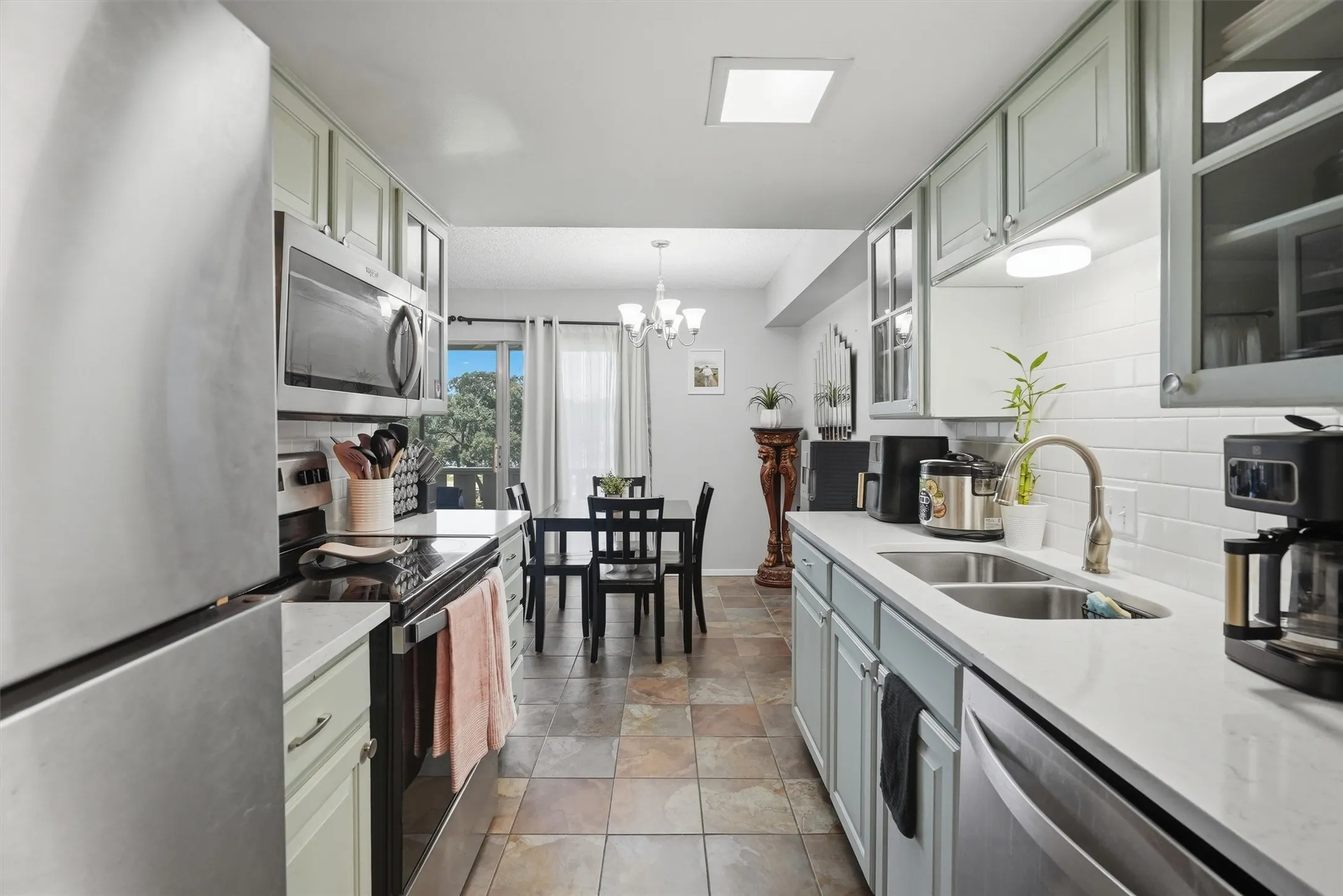 Condominium For Sale in Hood County , 4211 Fairway Drive, Granbury, Texas 76049, 1 Bedroom, 1 Bathroom, Garage spaces, 896 Sqft, built in 1973, Price $175,000, mls#21360842, Real Estate Agent in Granbury, Homes For Sale in Hood county, Homes For Sale in Granbury, Realtor in Granbury Texas, Real Estate Brokerage Independent Realty Texas, Luminita Cordes Realtor
