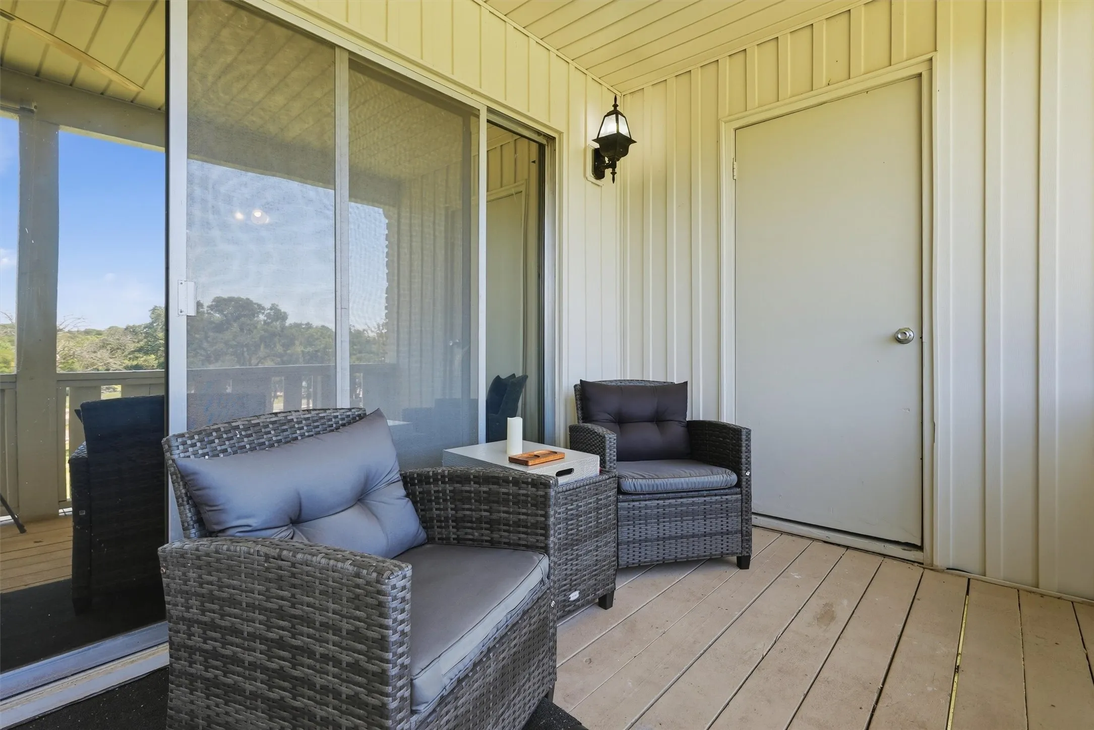 Condominium For Sale in Hood County , 4211 Fairway Drive, Granbury, Texas 76049, 1 Bedroom, 1 Bathroom, Garage spaces, 896 Sqft, built in 1973, Price $175,000, mls#21360842, Real Estate Agent in Granbury, Homes For Sale in Hood county, Homes For Sale in Granbury, Realtor in Granbury Texas, Real Estate Brokerage Independent Realty Texas, Luminita Cordes Realtor