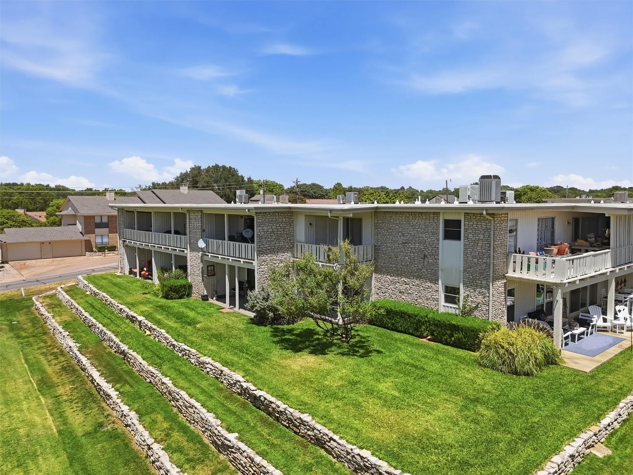 Condominium For Sale in Hood County , 4211 Fairway Drive, Granbury, Texas 76049, 1 Bedroom, 1 Bathroom, Garage spaces, 896 Sqft, built in 1973, Price $175,000, mls#21360842, Real Estate Agent in Granbury, Homes For Sale in Hood county, Homes For Sale in Granbury, Realtor in Granbury Texas, Real Estate Brokerage Independent Realty Texas, Luminita Cordes Realtor