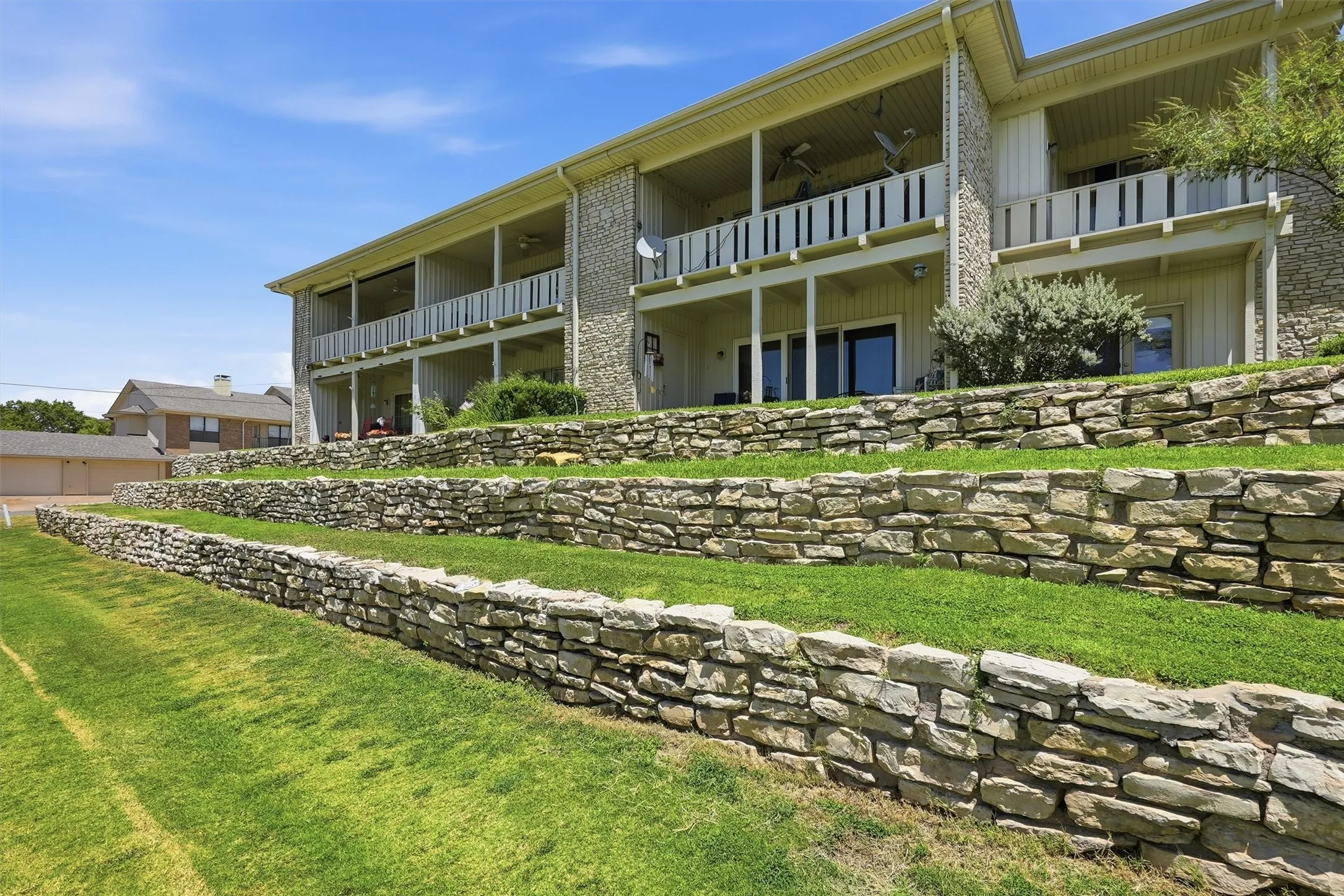 Condominium For Sale in Hood County , 4211 Fairway Drive, Granbury, Texas 76049, 1 Bedroom, 1 Bathroom, Garage spaces, 896 Sqft, built in 1973, Price $175,000, mls#21360842, Real Estate Agent in Granbury, Homes For Sale in Hood county, Homes For Sale in Granbury, Realtor in Granbury Texas, Real Estate Brokerage Independent Realty Texas, Luminita Cordes Realtor
