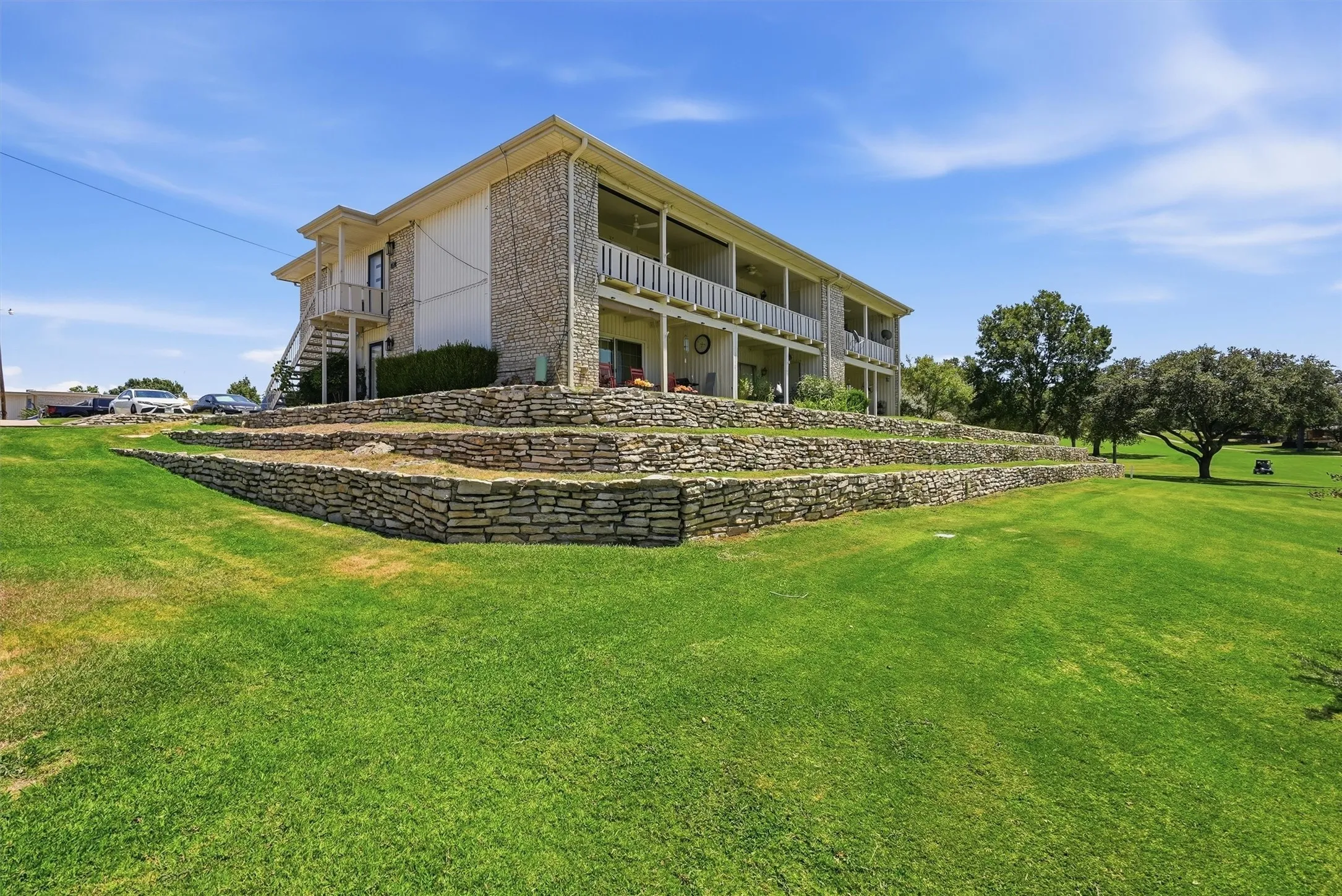 Condominium For Sale in Hood County , 4211 Fairway Drive, Granbury, Texas 76049, 1 Bedroom, 1 Bathroom, Garage spaces, 896 Sqft, built in 1973, Price $175,000, mls#21360842, Real Estate Agent in Granbury, Homes For Sale in Hood county, Homes For Sale in Granbury, Realtor in Granbury Texas, Real Estate Brokerage Independent Realty Texas, Luminita Cordes Realtor