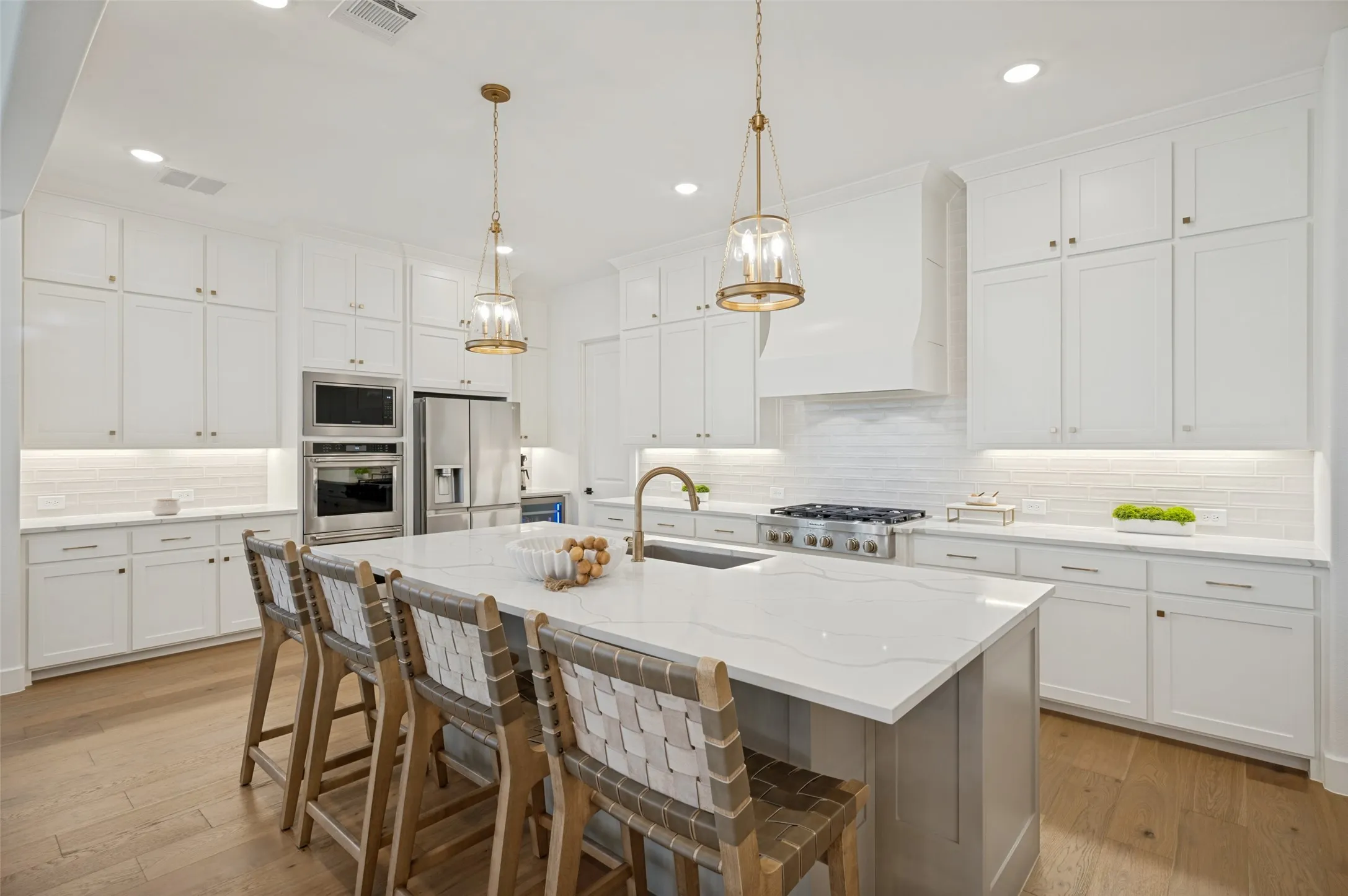 Single Family Residence For Sale in Denton County , 4750 Muleshoe Lane, Prosper, Texas 75078, 4 Bedroom, 5 Bathroom, 2 Garage spaces, 3,700 Sqft, built in 2024, mls#21360467, Real Estate Agent in Prosper, Homes For Sale in Denton county, Homes For Sale in Prosper, Realtor in Prosper Texas, Real Estate Brokerage Independent Realty Texas, Luminita Cordes Realtor