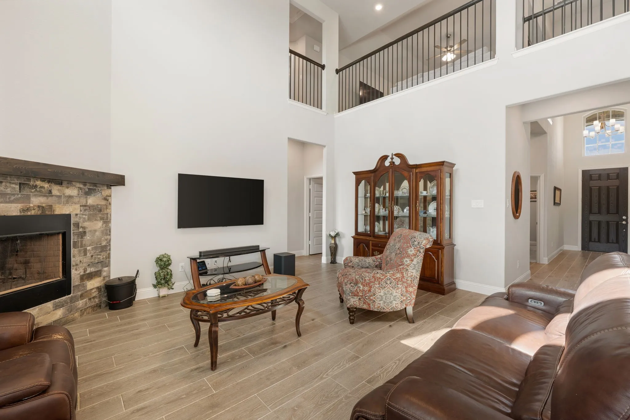 Single Family Residence For Sale in Ellis County , 360 Crystal Lake Lane, Red Oak, Texas 75154, 4 Bedroom, 3 Bathroom, 3 Garage spaces, 2,968 Sqft, built in 2023, mls#21360931, Real Estate Agent in Red Oak, Homes For Sale in Ellis county, Homes For Sale in Red Oak, Realtor in Red Oak Texas, Real Estate Brokerage Independent Realty Texas, Luminita Cordes Realtor