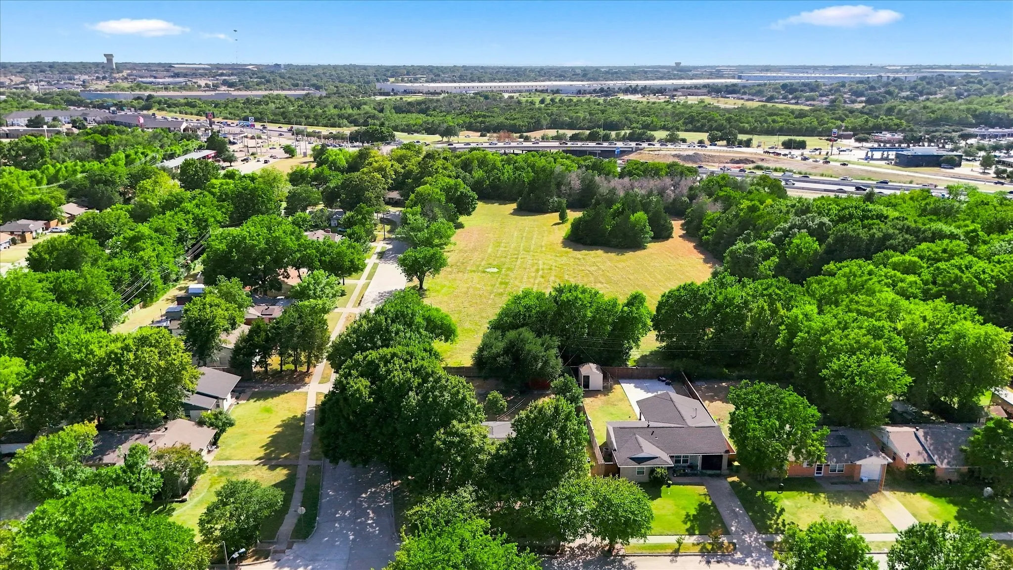 Single Family Residence For Sale in Dallas County , 2129 Diane Drive, Mesquite, Texas 75149, 3 Bedroom, 1 Bathroom, Garage spaces, 1,489 Sqft, built in 1959, mls#21360919, Real Estate Agent in Mesquite, Homes For Sale in Dallas county, Homes For Sale in Mesquite, Realtor in Mesquite Texas, Real Estate Brokerage Independent Realty Texas, Luminita Cordes Realtor