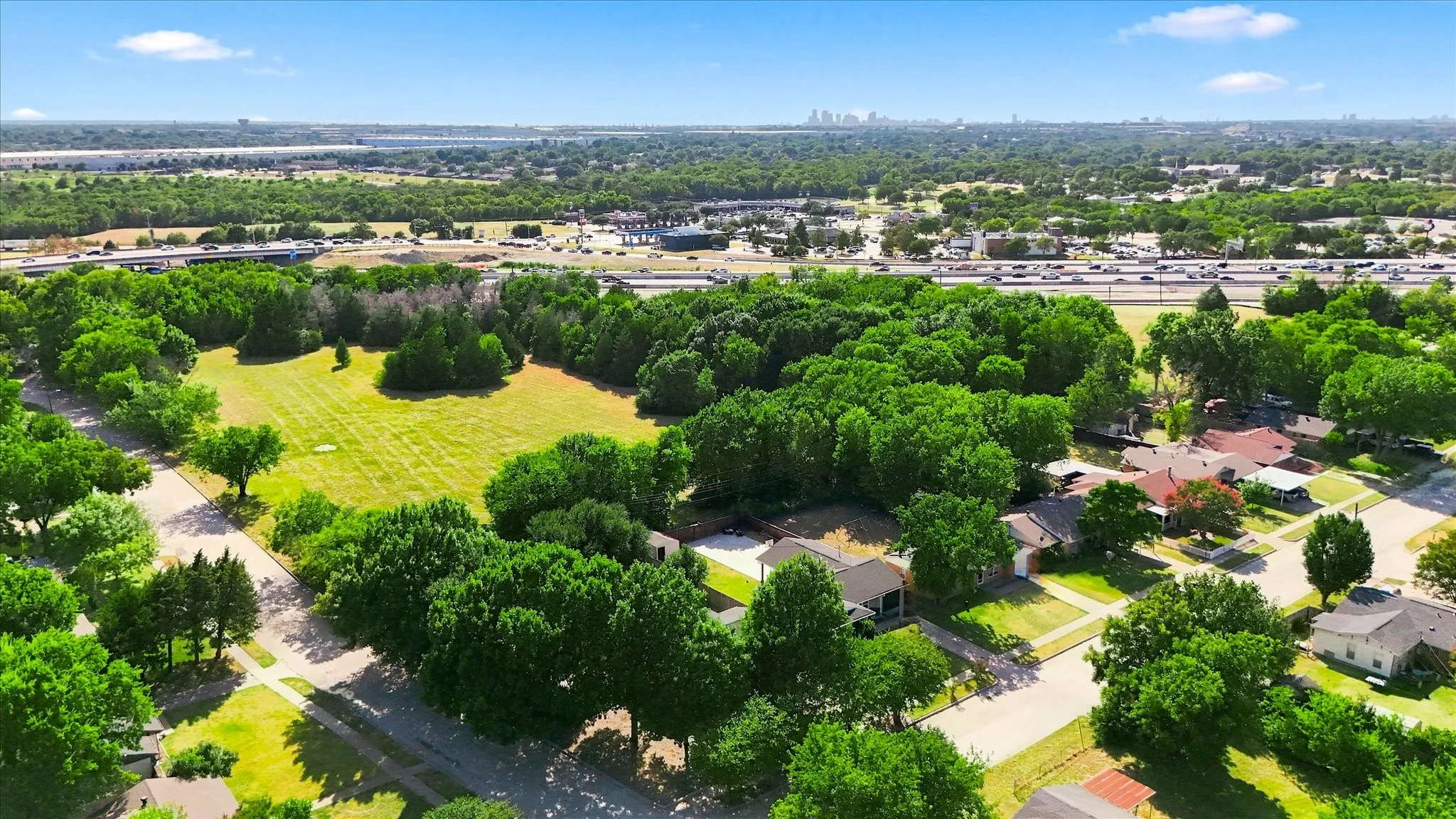 Single Family Residence For Sale in Dallas County , 2129 Diane Drive, Mesquite, Texas 75149, 3 Bedroom, 1 Bathroom, Garage spaces, 1,489 Sqft, built in 1959, mls#21360919, Real Estate Agent in Mesquite, Homes For Sale in Dallas county, Homes For Sale in Mesquite, Realtor in Mesquite Texas, Real Estate Brokerage Independent Realty Texas, Luminita Cordes Realtor