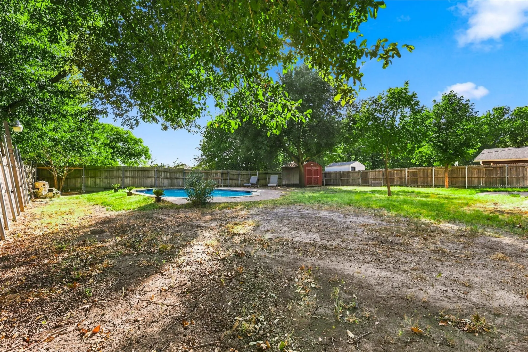 Huge backyard backing to greenspace.