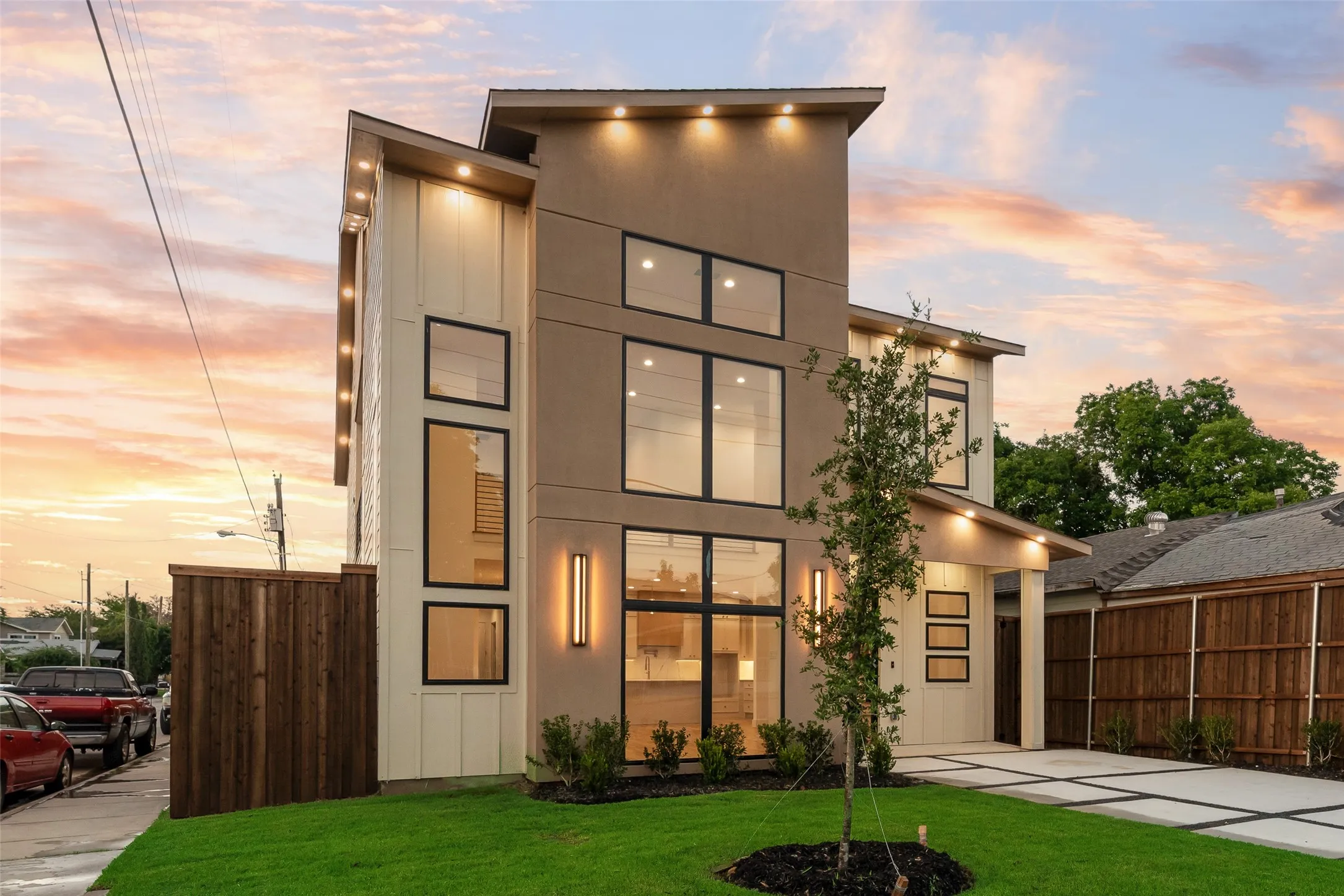 Single Family Residence For Sale in Dallas County , 1527 Dennison Street, Dallas, Texas 75212, 4 Bedroom, 4 Bathroom, 2 Garage spaces, 2,955 Sqft, built in 2026, mls#21360946, Real Estate Agent in Dallas, Homes For Sale in Dallas county, Homes For Sale in Dallas, Realtor in Dallas Texas, Real Estate Brokerage Independent Realty Texas, Luminita Cordes Realtor