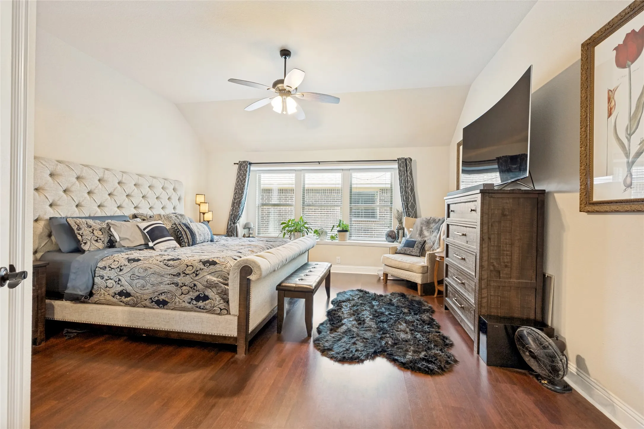 Single Family Residence For Sale in Johnson County , 403 Lakeview Drive, Alvarado, Texas 76009, 4 Bedroom, 2 Bathroom, 2 Garage spaces, 2,023 Sqft, built in 2018, mls#21360599, Real Estate Agent in Alvarado, Homes For Sale in Johnson county, Homes For Sale in Alvarado, Realtor in Alvarado Texas, Real Estate Brokerage Independent Realty Texas, Luminita Cordes Realtor