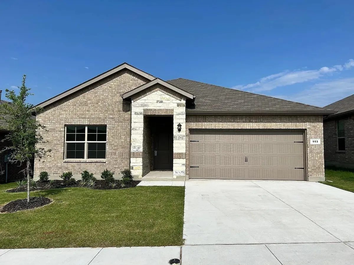 Single Family Residence For Rent in Tarrant County , 953 Braymer Lane, Fort Worth, Texas 76108, 4 Bedroom, 2 Bathroom, 2 Garage spaces, 1,837 Sqft, built in 2023, mls#21360782, Real Estate Agent in Fort Worth, Homes For Rent in Tarrant county, Homes For Rent in Fort Worth, Realtor in Fort Worth Texas, Real Estate Brokerage Independent Realty Texas, Luminita Cordes Realtor
