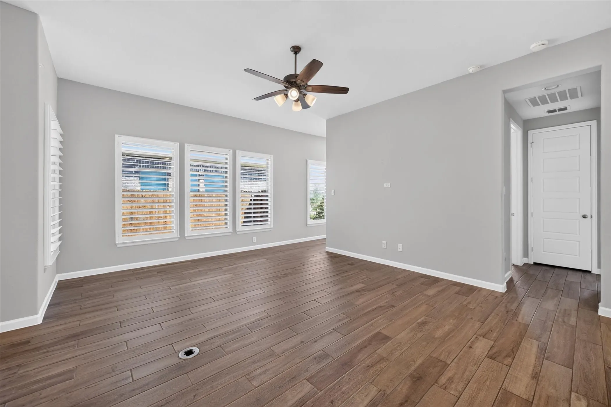 Single Family Residence For Sale in Rockwall County , 5308 Tupper Avenue, Fate, Texas 75087, 3 Bedroom, 2 Bathroom, 2 Garage spaces, 1,580 Sqft, built in 2024, mls#21360952, Real Estate Agent in Fate, Homes For Sale in Rockwall county, Homes For Sale in Fate, Realtor in Fate Texas, Real Estate Brokerage Independent Realty Texas, Luminita Cordes Realtor