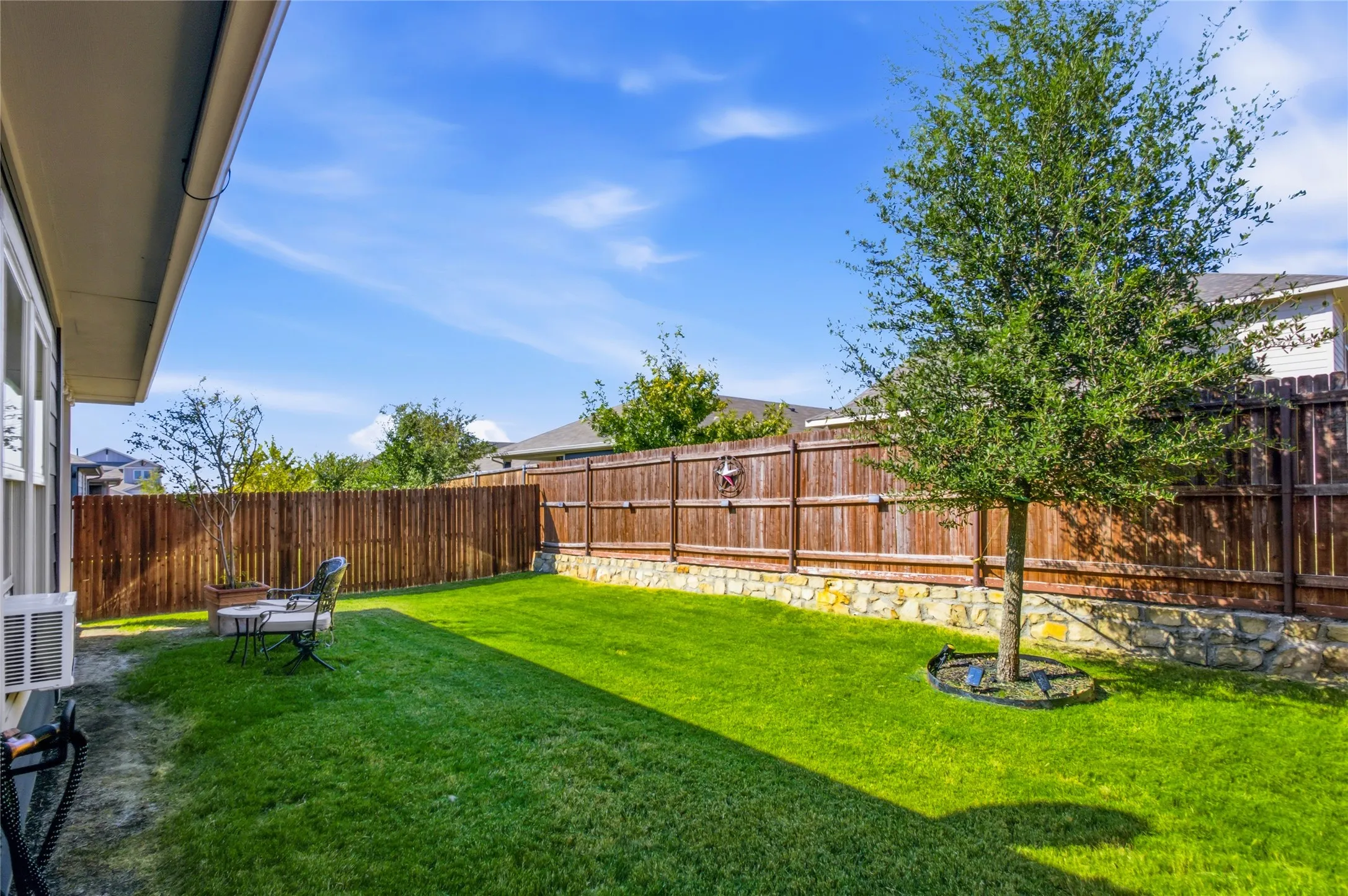 Single Family Residence For Sale in Kaufman County , 1824 Ash Oak Lane, Forney, Texas 75126, 3 Bedroom, 2 Bathroom, 2 Garage spaces, 1,498 Sqft, built in 2022, mls#21354131, Real Estate Agent in Forney, Homes For Sale in Kaufman county, Homes For Sale in Forney, Realtor in Forney Texas, Real Estate Brokerage Independent Realty Texas, Luminita Cordes Realtor