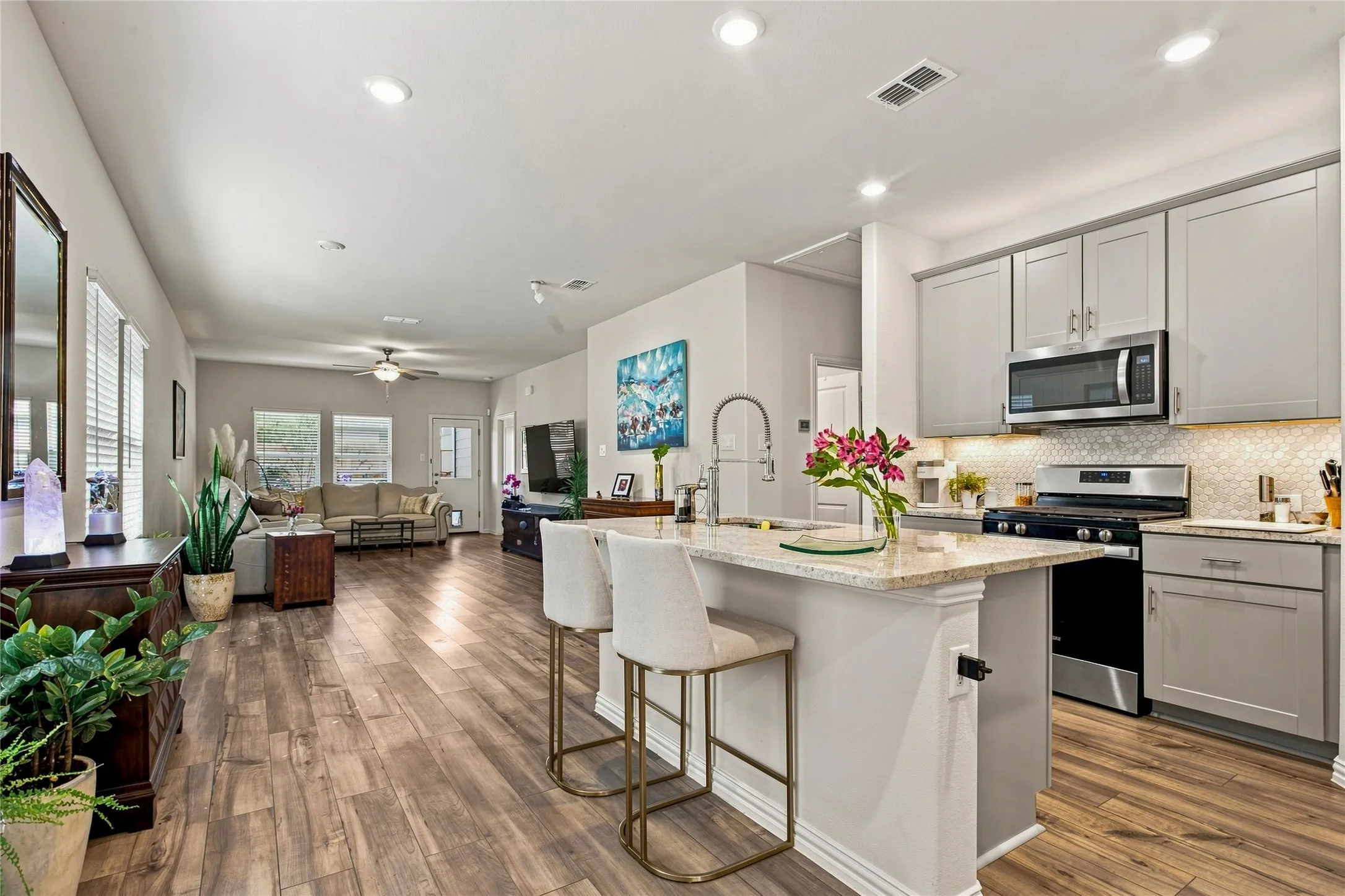 Single Family Residence For Sale in Kaufman County , 1824 Ash Oak Lane, Forney, Texas 75126, 3 Bedroom, 2 Bathroom, 2 Garage spaces, 1,498 Sqft, built in 2022, mls#21354131, Real Estate Agent in Forney, Homes For Sale in Kaufman county, Homes For Sale in Forney, Realtor in Forney Texas, Real Estate Brokerage Independent Realty Texas, Luminita Cordes Realtor