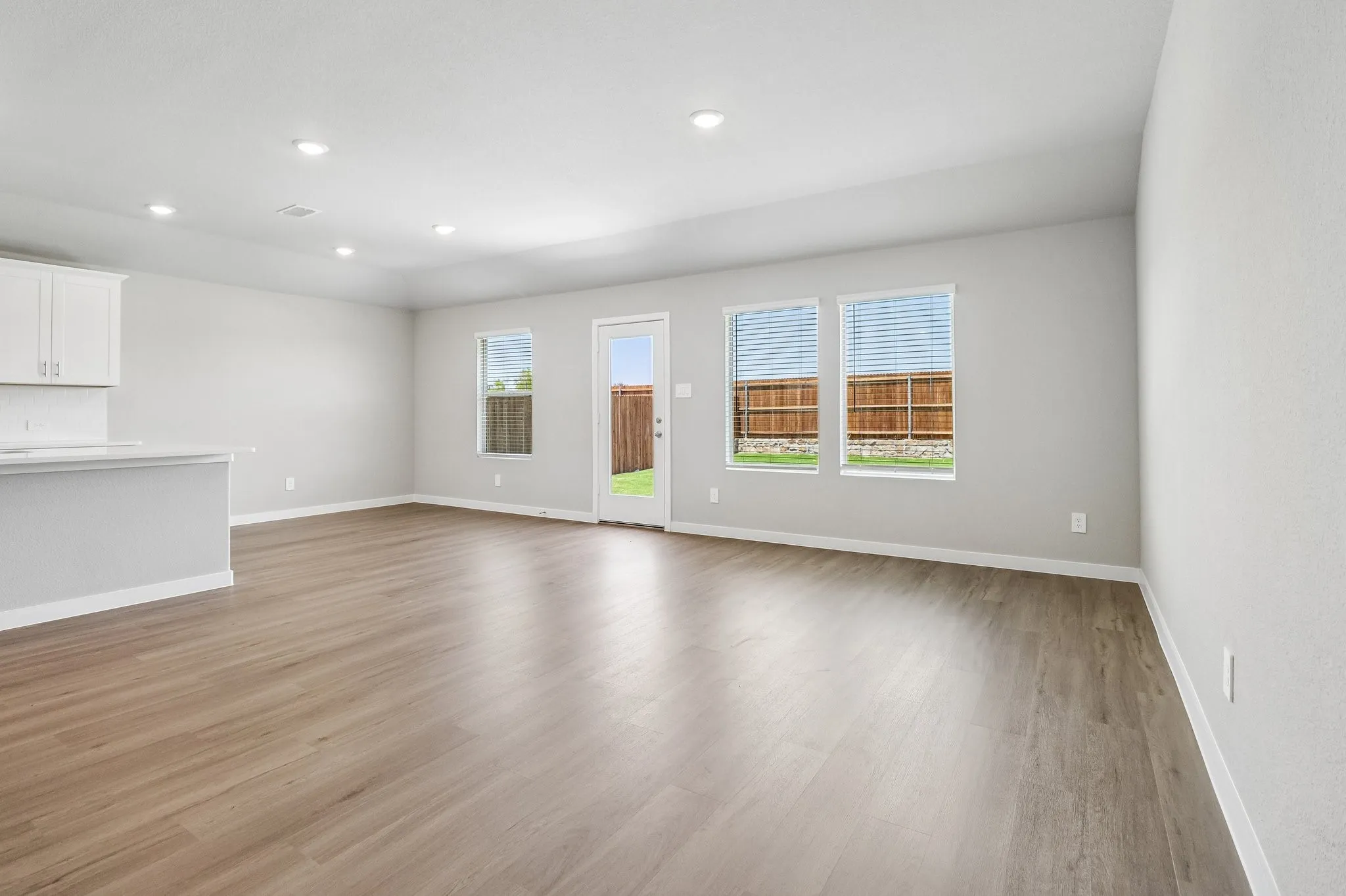 Single Family Residence For Sale in Collin County , 1001 Angel Street, Josephine, Texas 75173, 3 Bedroom, 2 Bathroom, 2 Garage spaces, 1,659 Sqft, built in 2026, mls#21360961, Real Estate Agent in Josephine, Homes For Sale in Collin county, Homes For Sale in Josephine, Realtor in Josephine Texas, Real Estate Brokerage Independent Realty Texas, Luminita Cordes Realtor