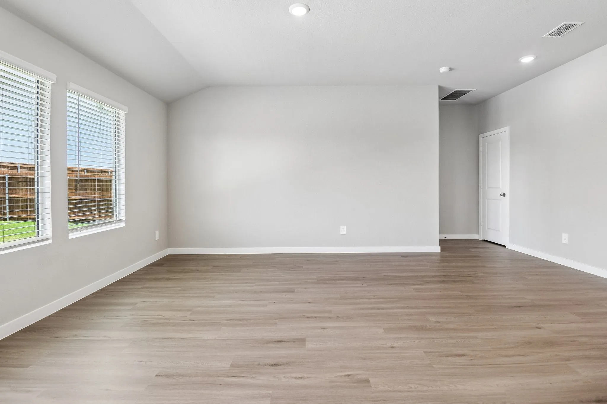 Single Family Residence For Sale in Collin County , 1001 Angel Street, Josephine, Texas 75173, 3 Bedroom, 2 Bathroom, 2 Garage spaces, 1,659 Sqft, built in 2026, mls#21360961, Real Estate Agent in Josephine, Homes For Sale in Collin county, Homes For Sale in Josephine, Realtor in Josephine Texas, Real Estate Brokerage Independent Realty Texas, Luminita Cordes Realtor