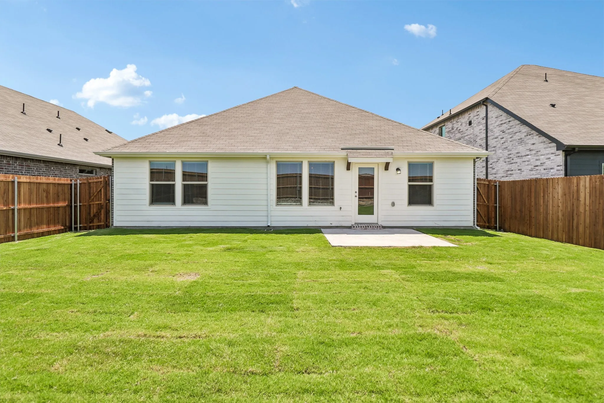 Single Family Residence For Sale in Collin County , 1001 Angel Street, Josephine, Texas 75173, 3 Bedroom, 2 Bathroom, 2 Garage spaces, 1,659 Sqft, built in 2026, mls#21360961, Real Estate Agent in Josephine, Homes For Sale in Collin county, Homes For Sale in Josephine, Realtor in Josephine Texas, Real Estate Brokerage Independent Realty Texas, Luminita Cordes Realtor