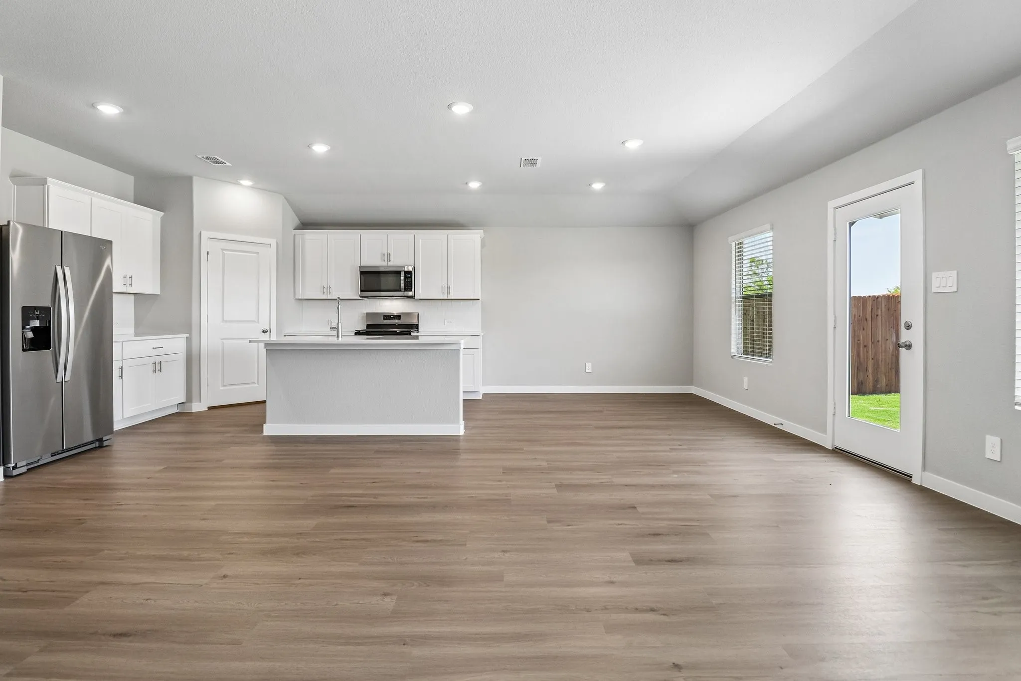 Single Family Residence For Sale in Collin County , 1001 Angel Street, Josephine, Texas 75173, 3 Bedroom, 2 Bathroom, 2 Garage spaces, 1,659 Sqft, built in 2026, mls#21360961, Real Estate Agent in Josephine, Homes For Sale in Collin county, Homes For Sale in Josephine, Realtor in Josephine Texas, Real Estate Brokerage Independent Realty Texas, Luminita Cordes Realtor