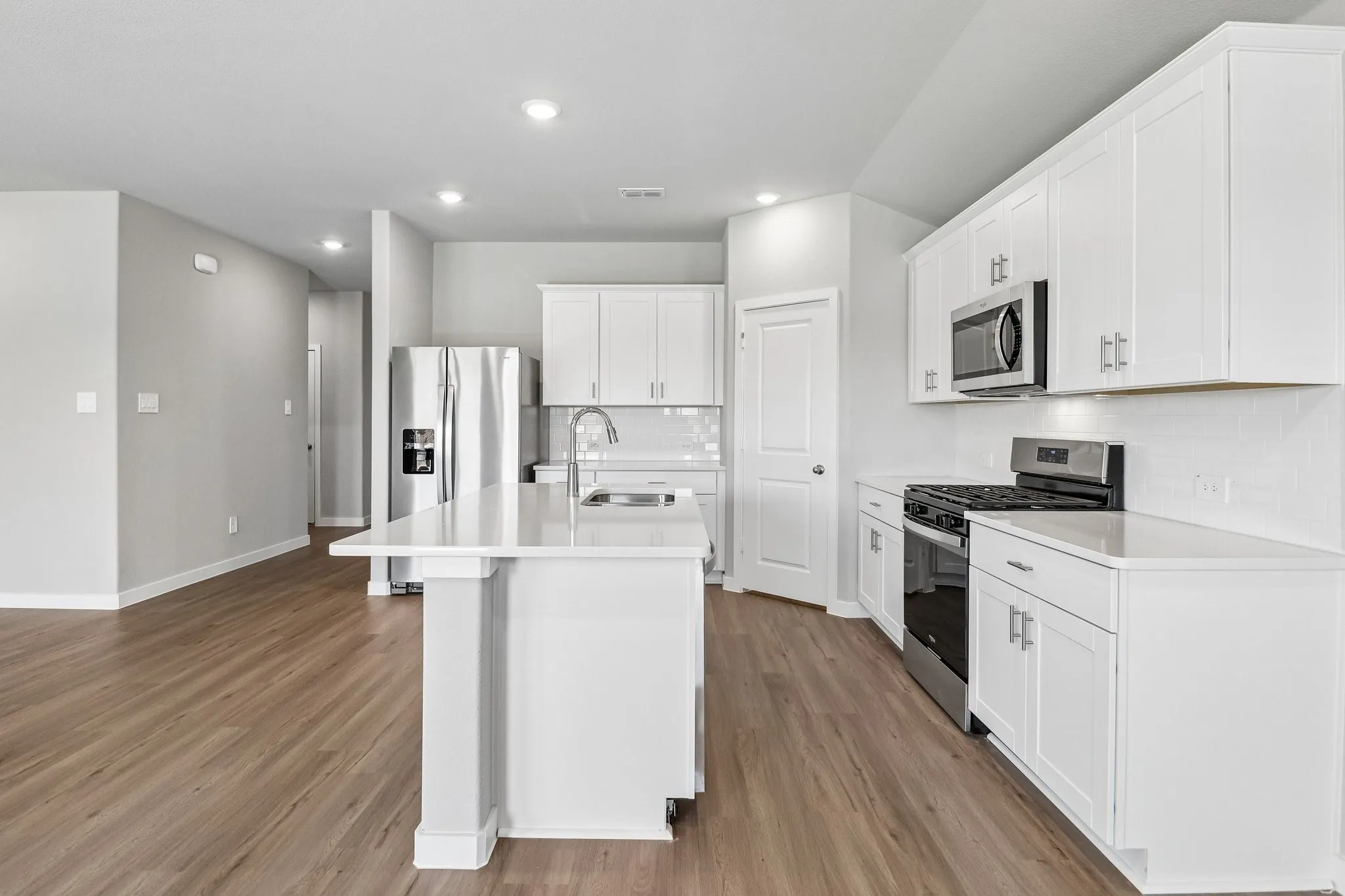 Single Family Residence For Sale in Collin County , 1001 Angel Street, Josephine, Texas 75173, 3 Bedroom, 2 Bathroom, 2 Garage spaces, 1,659 Sqft, built in 2026, mls#21360961, Real Estate Agent in Josephine, Homes For Sale in Collin county, Homes For Sale in Josephine, Realtor in Josephine Texas, Real Estate Brokerage Independent Realty Texas, Luminita Cordes Realtor