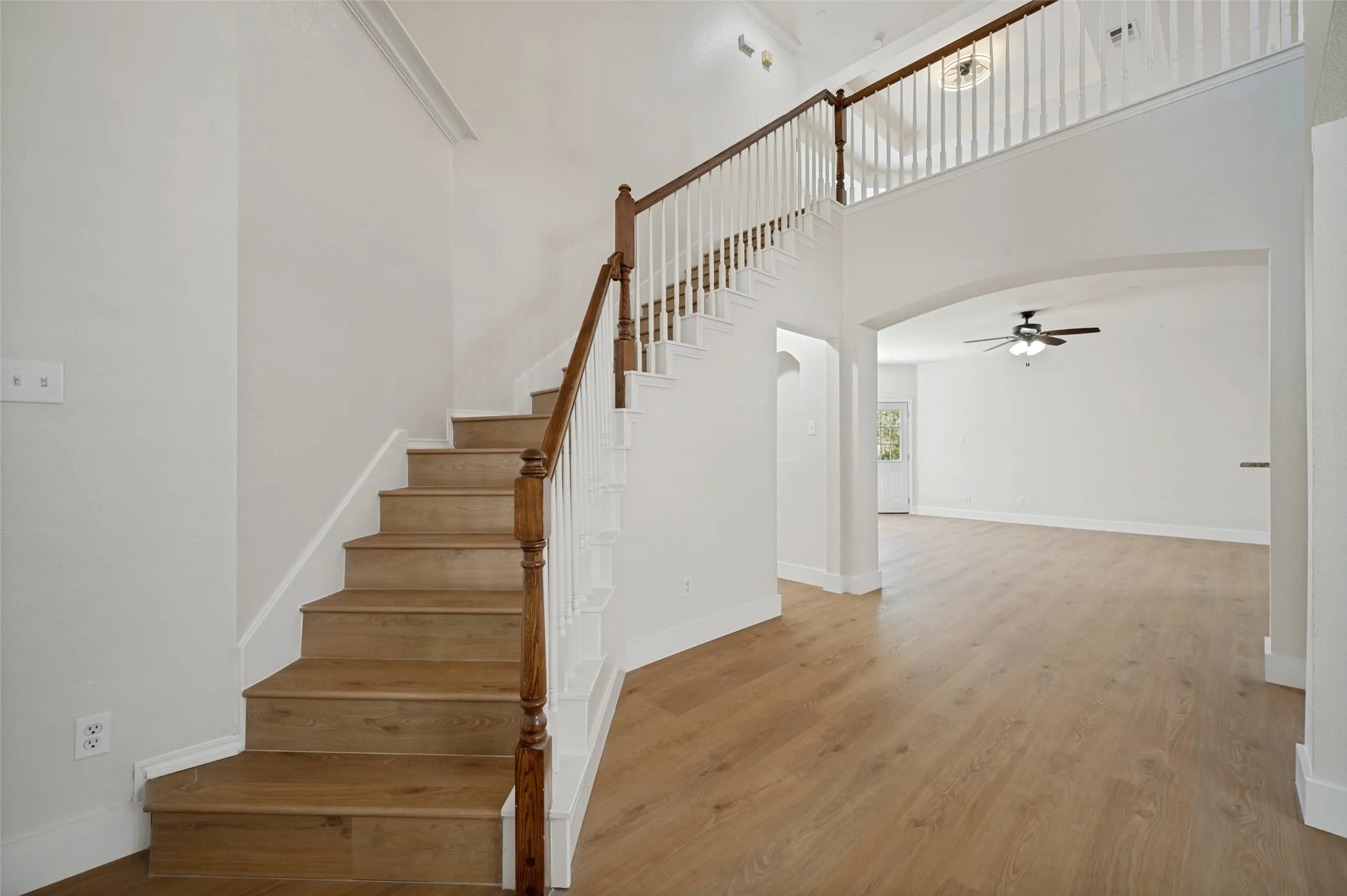 Single Family Residence For Rent in Collin County , 7140 Bryce Canyon Drive, Mc Kinney, Texas 75072, 3 Bedroom, 3 Bathroom, 2 Garage spaces, 2,530 Sqft, built in 2001, mls#21360873, Real Estate Agent in Mc Kinney, Homes For Rent in Collin county, Homes For Rent in Mc Kinney, Realtor in Mc Kinney Texas, Real Estate Brokerage Independent Realty Texas, Luminita Cordes Realtor