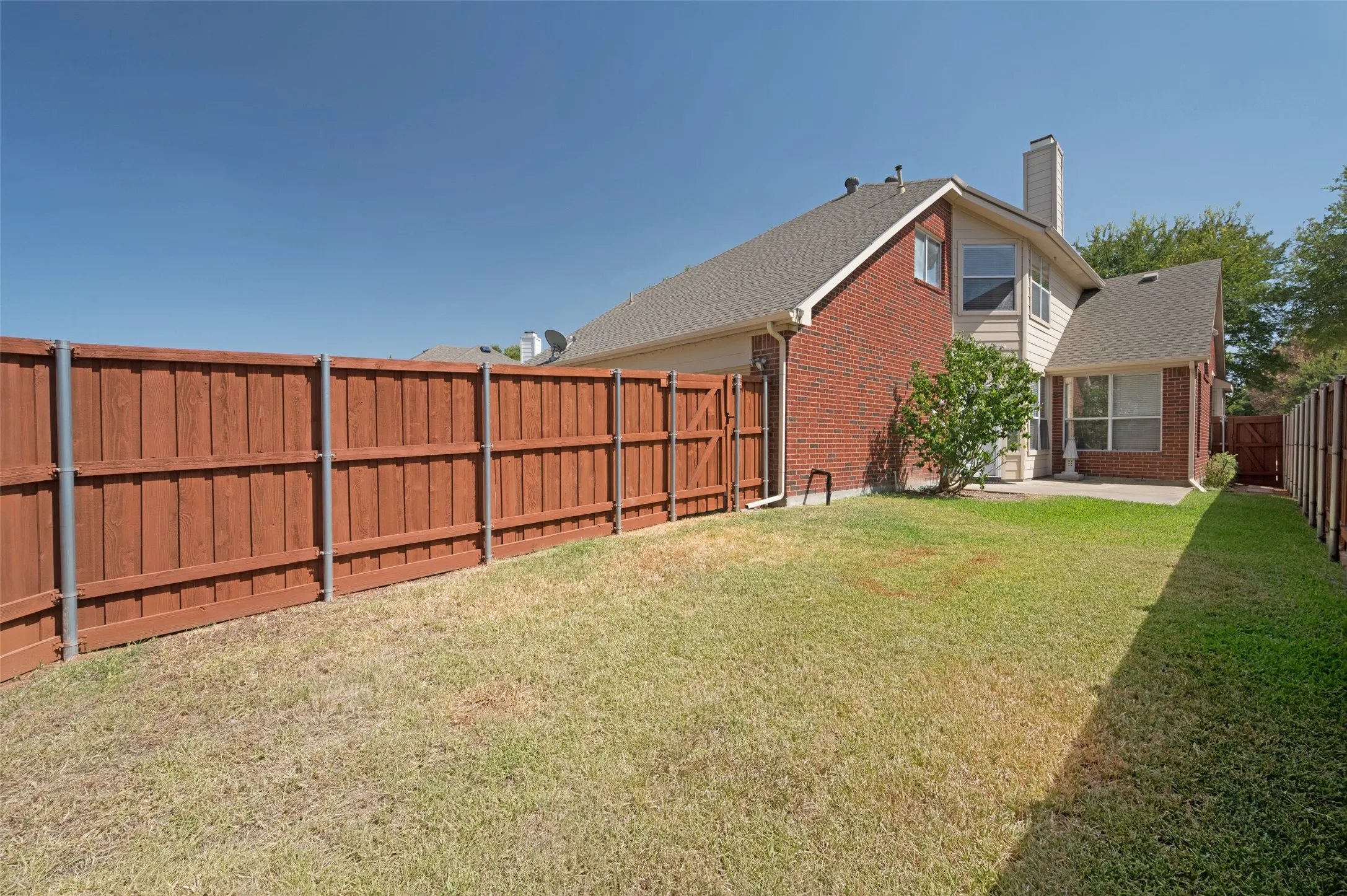 Single Family Residence For Rent in Collin County , 7140 Bryce Canyon Drive, Mc Kinney, Texas 75072, 3 Bedroom, 3 Bathroom, 2 Garage spaces, 2,530 Sqft, built in 2001, mls#21360873, Real Estate Agent in Mc Kinney, Homes For Rent in Collin county, Homes For Rent in Mc Kinney, Realtor in Mc Kinney Texas, Real Estate Brokerage Independent Realty Texas, Luminita Cordes Realtor