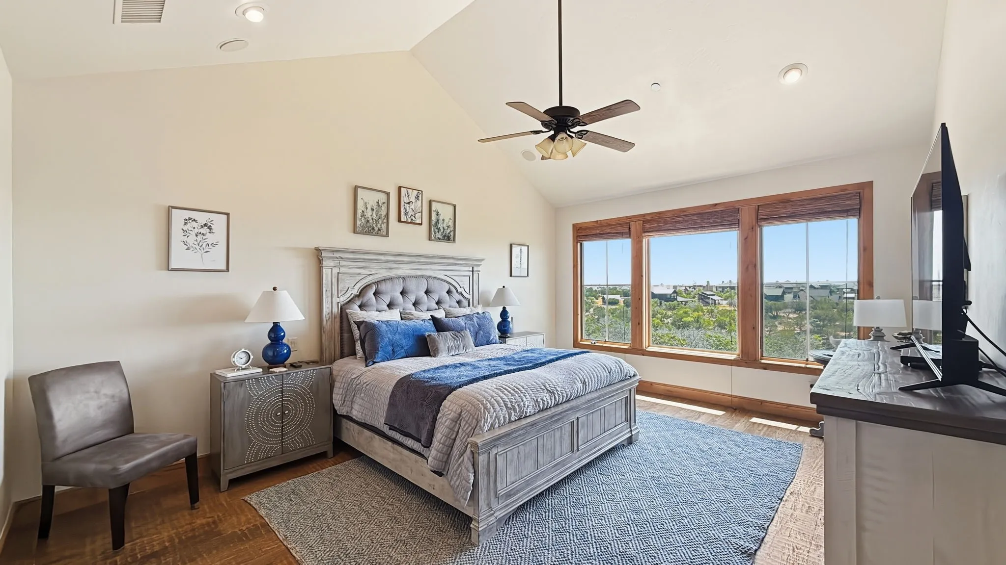 Condominium For Sale in Palo Pinto County , 2033 Harbor Way 304, Possum Kingdom Lake, Texas 76449, 3 Bedroom, 3 Bathroom, 1 Garage spaces, 2,166 Sqft, built in 2008, Price $679,000, mls#21355578, Real Estate Agent in Possum Kingdom Lake, Homes For Sale in Palo Pinto county, Homes For Sale in Possum Kingdom Lake, Realtor in Possum Kingdom Lake Texas, Real Estate Brokerage Independent Realty Texas, Luminita Cordes Realtor