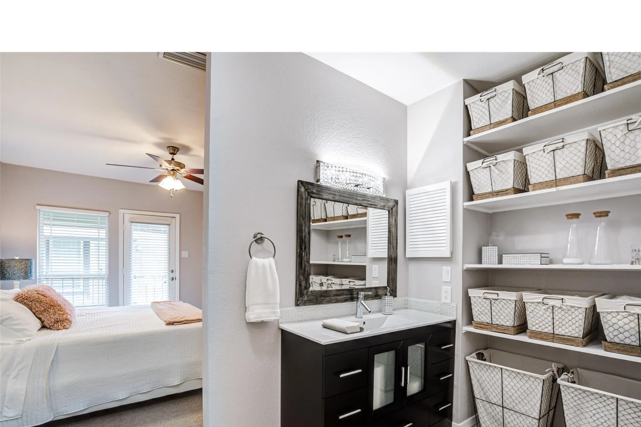 Condominium For Rent in Dallas County , 5981 Arapaho Road 1004, Dallas, Texas 75248, 2 Bedroom, 2 Bathroom, 1 Garage spaces, 0 Sqft, built in 1980, mls#21360941, Real Estate Agent in Dallas, Homes For Rent in Dallas county, Homes For Rent in Dallas, Realtor in Dallas Texas, Real Estate Brokerage Independent Realty Texas, Luminita Cordes Realtor