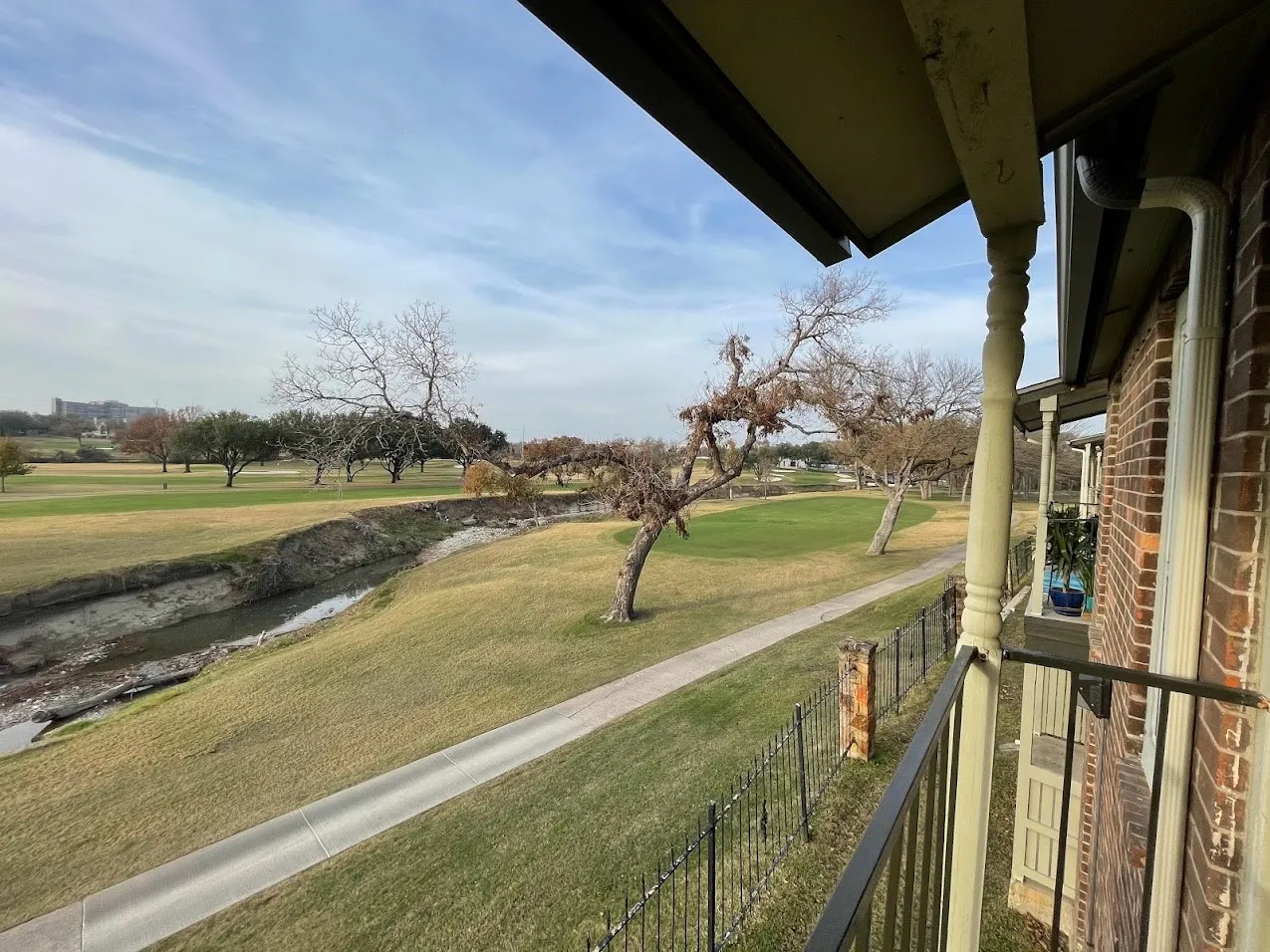 Condominium For Rent in Dallas County , 5981 Arapaho Road 1004, Dallas, Texas 75248, 2 Bedroom, 2 Bathroom, 1 Garage spaces, 0 Sqft, built in 1980, mls#21360941, Real Estate Agent in Dallas, Homes For Rent in Dallas county, Homes For Rent in Dallas, Realtor in Dallas Texas, Real Estate Brokerage Independent Realty Texas, Luminita Cordes Realtor