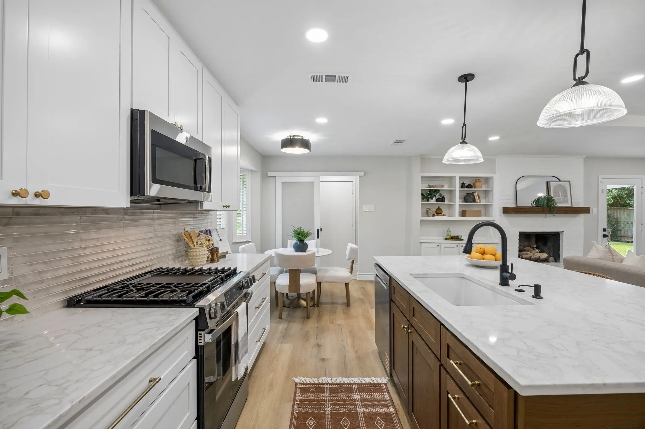 Single Family Residence For Sale in Collin County , 3018 Deep Valley Trail, Plano, Texas 75075, 3 Bedroom, 2 Bathroom, 2 Garage spaces, 1,851 Sqft, built in 1973, mls#21360849, Real Estate Agent in Plano, Homes For Sale in Collin county, Homes For Sale in Plano, Realtor in Plano Texas, Real Estate Brokerage Independent Realty Texas, Luminita Cordes Realtor