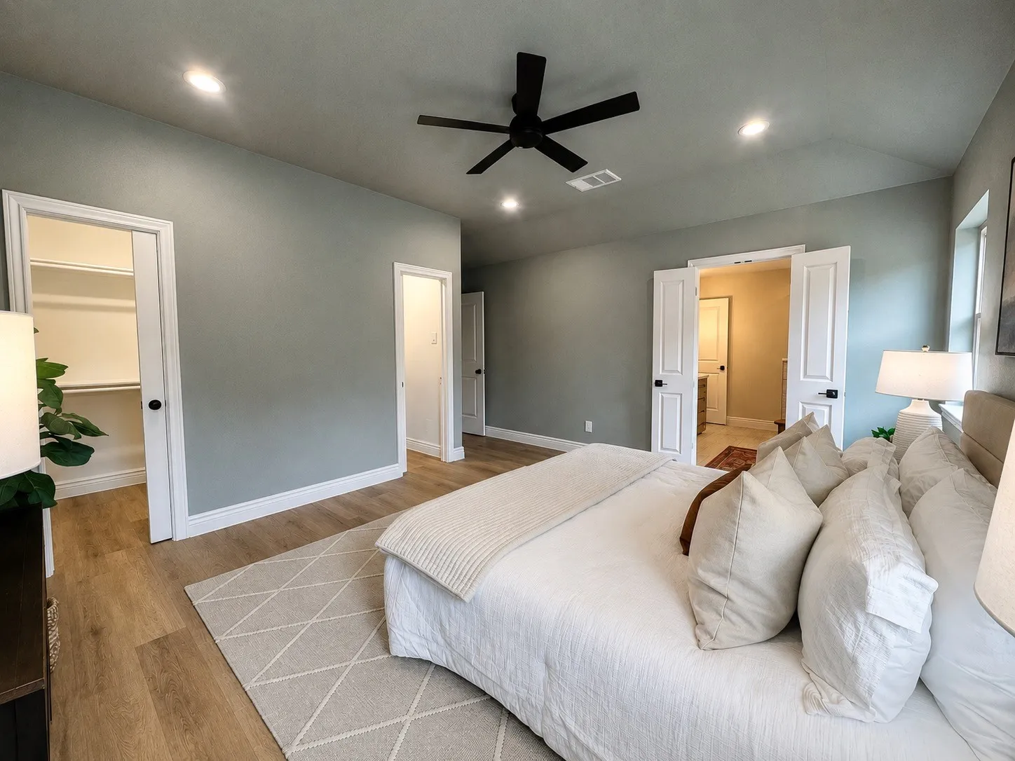 Single Family Residence For Sale in Collin County , 3018 Deep Valley Trail, Plano, Texas 75075, 3 Bedroom, 2 Bathroom, 2 Garage spaces, 1,851 Sqft, built in 1973, mls#21360849, Real Estate Agent in Plano, Homes For Sale in Collin county, Homes For Sale in Plano, Realtor in Plano Texas, Real Estate Brokerage Independent Realty Texas, Luminita Cordes Realtor