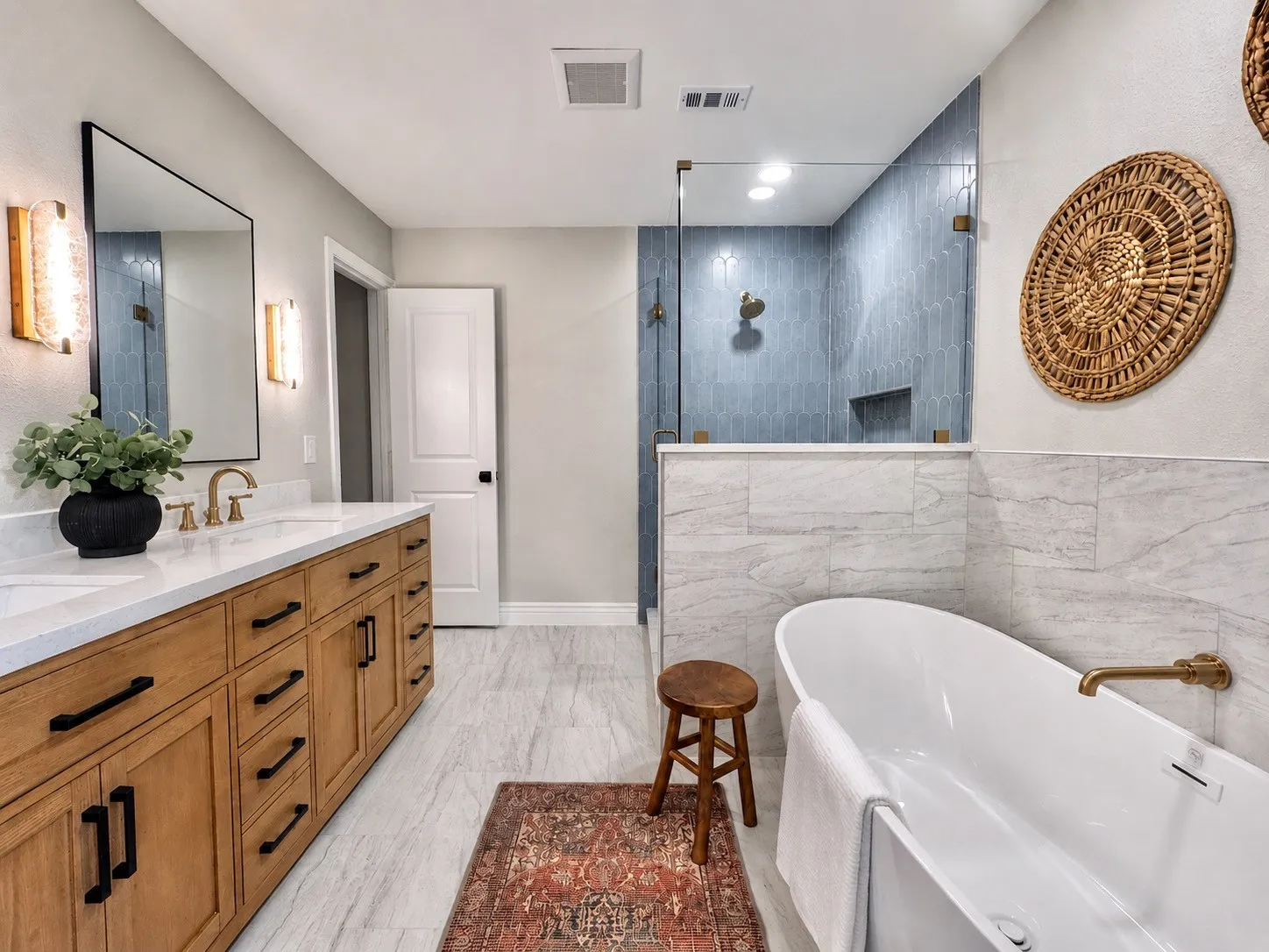 Single Family Residence For Sale in Collin County , 3018 Deep Valley Trail, Plano, Texas 75075, 3 Bedroom, 2 Bathroom, 2 Garage spaces, 1,851 Sqft, built in 1973, mls#21360849, Real Estate Agent in Plano, Homes For Sale in Collin county, Homes For Sale in Plano, Realtor in Plano Texas, Real Estate Brokerage Independent Realty Texas, Luminita Cordes Realtor
