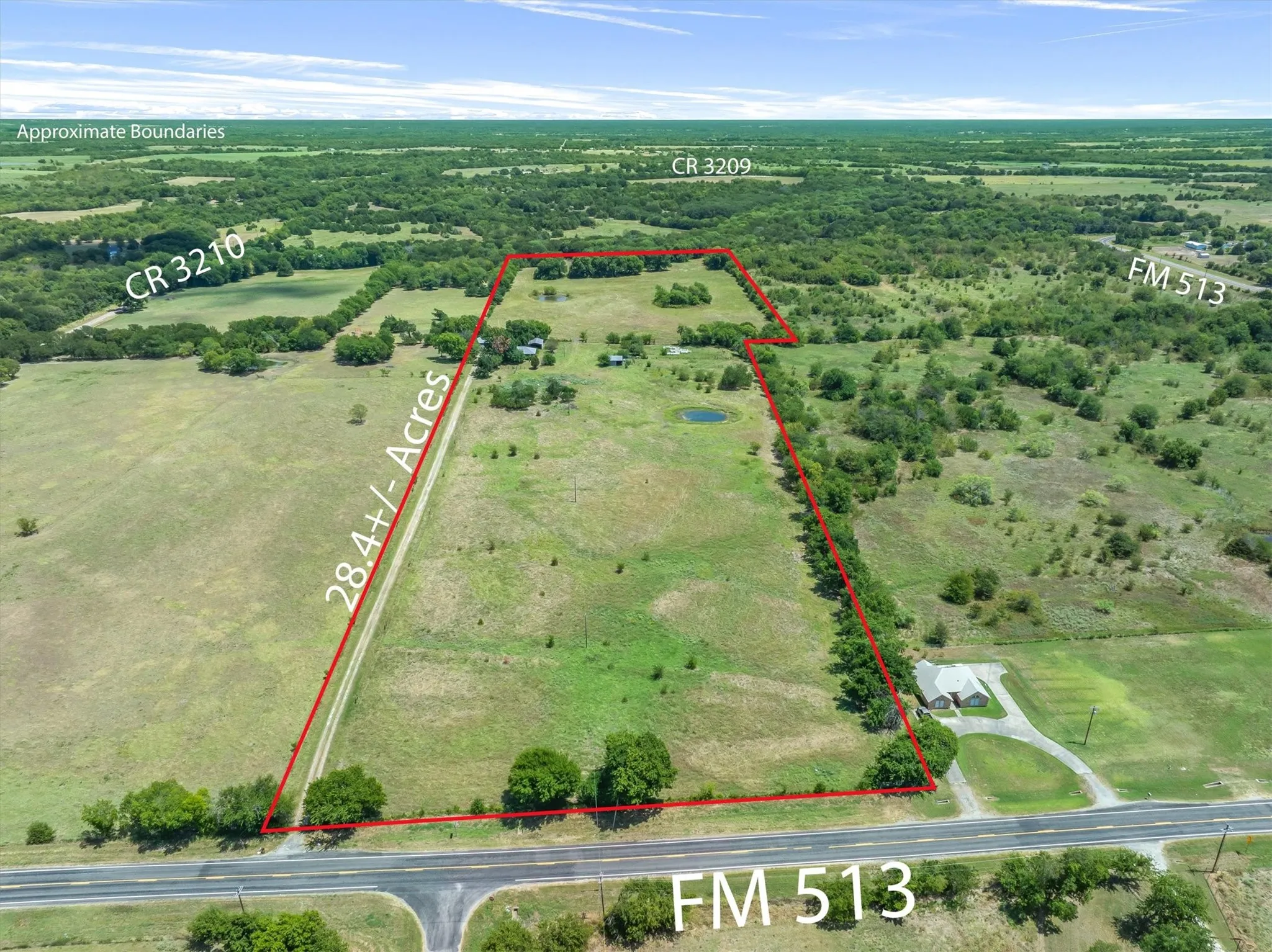 Single Family Residence For Sale in Hunt County , 1867 Fm 513 S, Campbell, Texas 75422, 2 Bedroom, 2 Bathroom, 3 Garage spaces, 1,556 Sqft, built in 1988, mls#21360909, Real Estate Agent in Campbell, Homes For Sale in Hunt county, Homes For Sale in Campbell, Realtor in Campbell Texas, Real Estate Brokerage Independent Realty Texas, Luminita Cordes Realtor