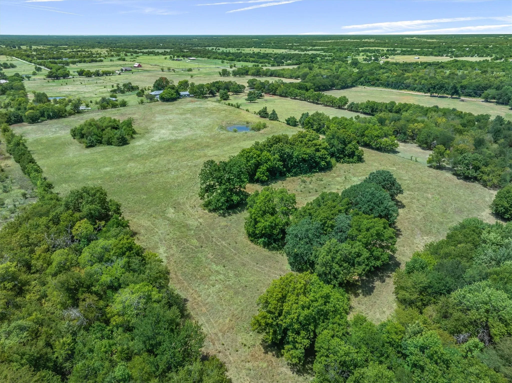 Single Family Residence For Sale in Hunt County , 1867 Fm 513 S, Campbell, Texas 75422, 2 Bedroom, 2 Bathroom, 3 Garage spaces, 1,556 Sqft, built in 1988, mls#21360909, Real Estate Agent in Campbell, Homes For Sale in Hunt county, Homes For Sale in Campbell, Realtor in Campbell Texas, Real Estate Brokerage Independent Realty Texas, Luminita Cordes Realtor
