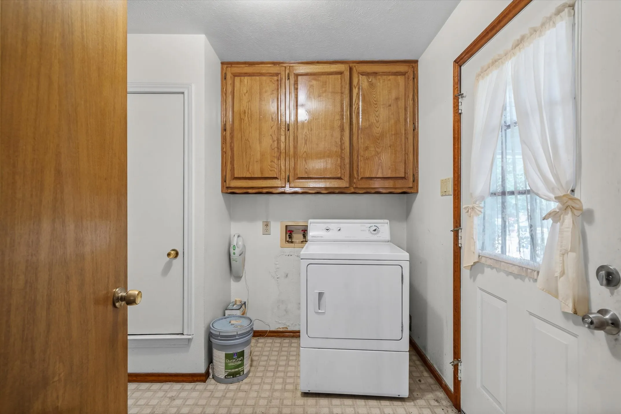 Single Family Residence For Sale in Hunt County , 1867 Fm 513 S, Campbell, Texas 75422, 2 Bedroom, 2 Bathroom, 3 Garage spaces, 1,556 Sqft, built in 1988, mls#21360909, Real Estate Agent in Campbell, Homes For Sale in Hunt county, Homes For Sale in Campbell, Realtor in Campbell Texas, Real Estate Brokerage Independent Realty Texas, Luminita Cordes Realtor