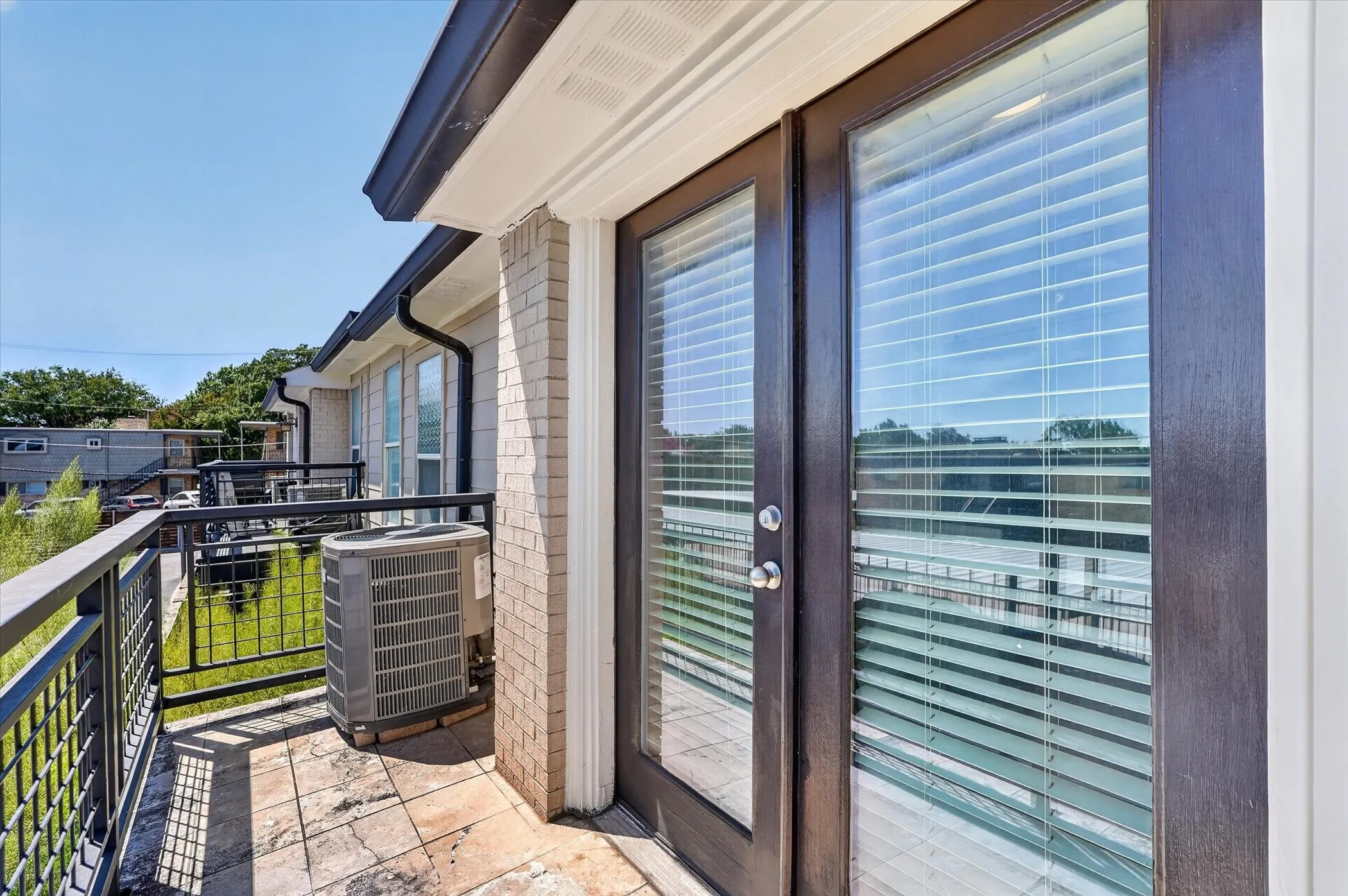 Condominium For Sale in Dallas County , 7734 Meadow Road 219, Dallas, Texas 75230, 1 Bedroom, 1 Bathroom, Garage spaces, 795 Sqft, built in 1966, mls#21360417, Real Estate Agent in Dallas, Homes For Sale in Dallas county, Homes For Sale in Dallas, Realtor in Dallas Texas, Real Estate Brokerage Independent Realty Texas, Luminita Cordes Realtor
