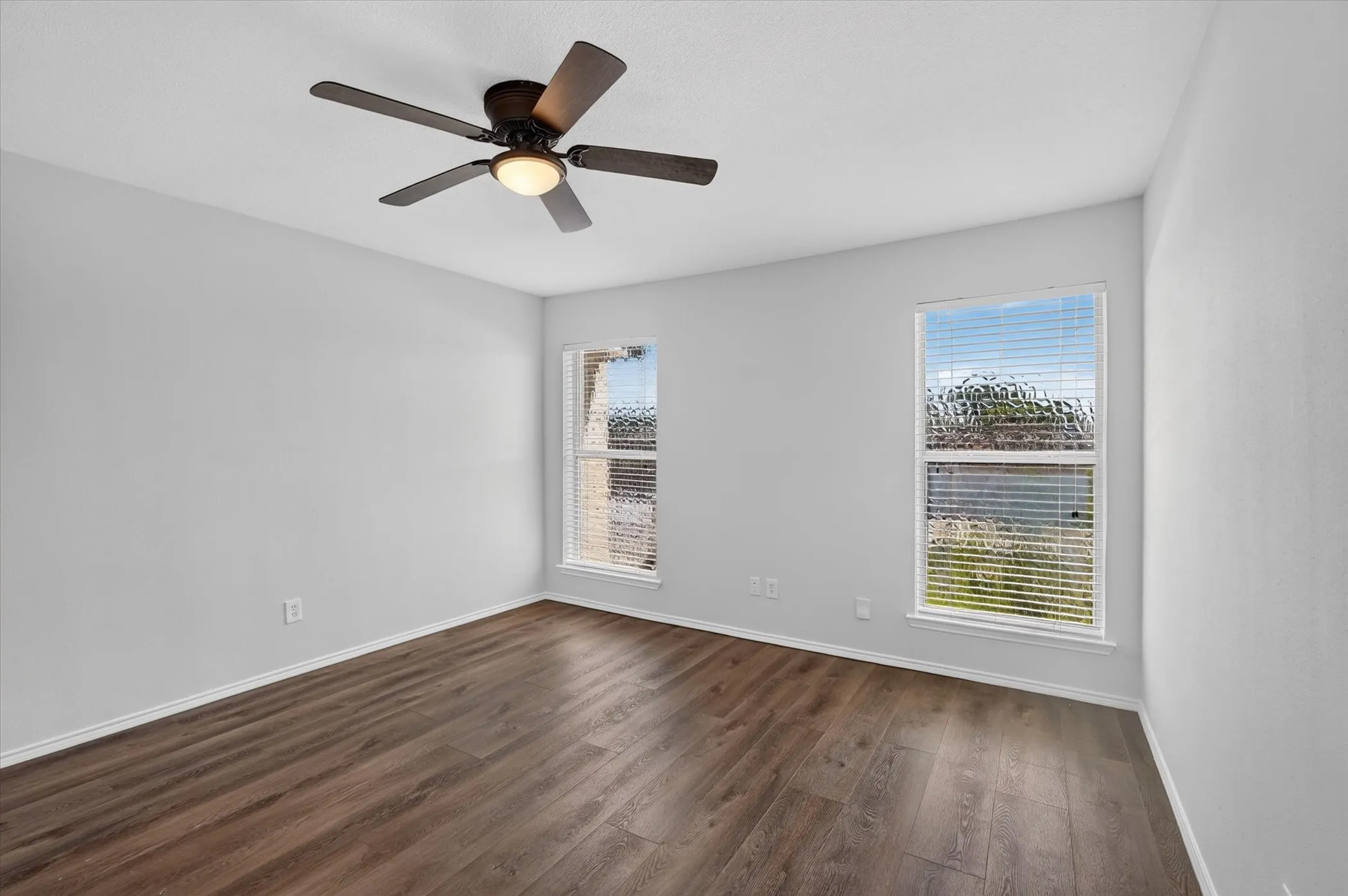 Condominium For Sale in Dallas County , 7734 Meadow Road 219, Dallas, Texas 75230, 1 Bedroom, 1 Bathroom, Garage spaces, 795 Sqft, built in 1966, mls#21360417, Real Estate Agent in Dallas, Homes For Sale in Dallas county, Homes For Sale in Dallas, Realtor in Dallas Texas, Real Estate Brokerage Independent Realty Texas, Luminita Cordes Realtor