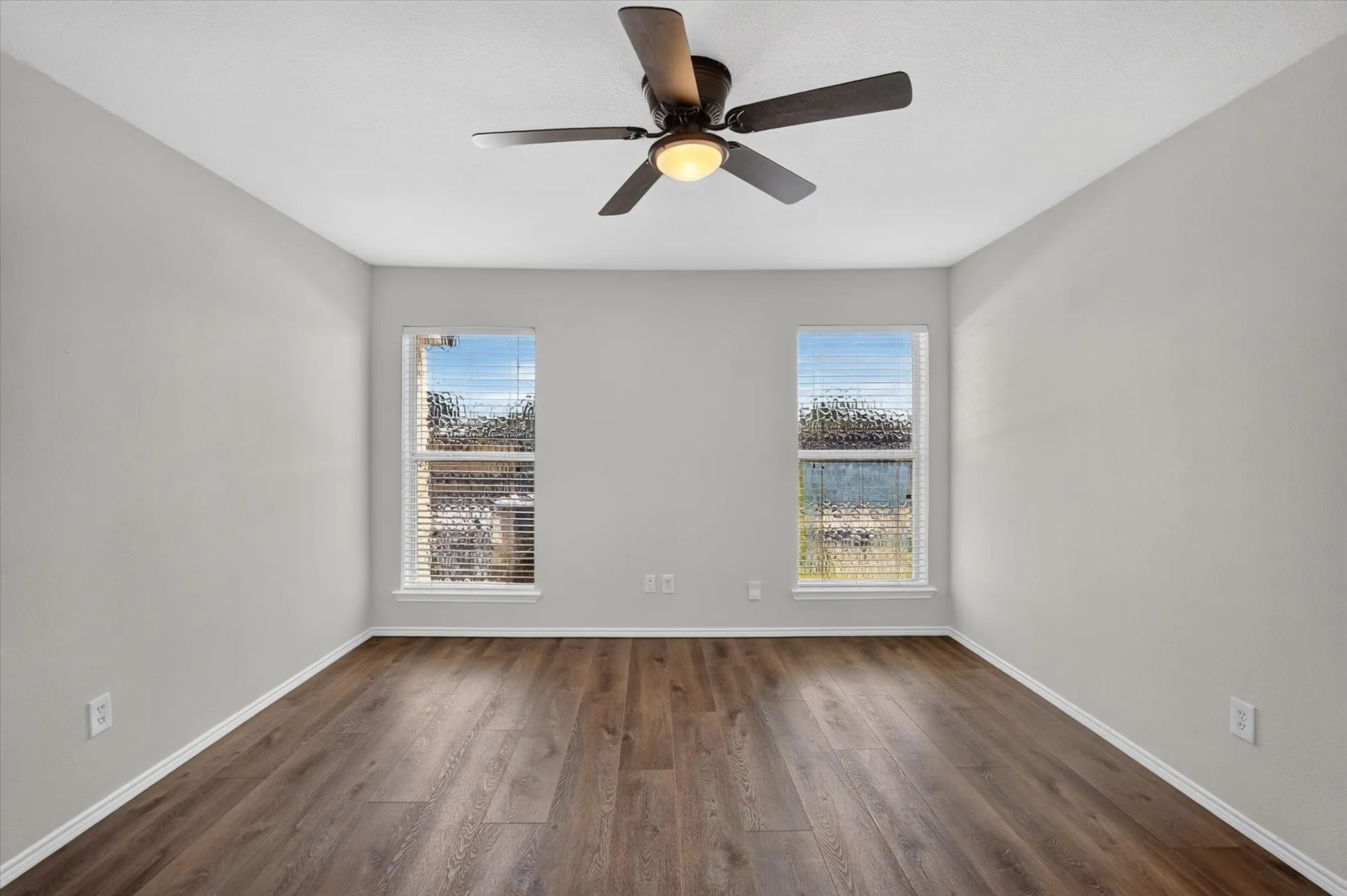 Condominium For Sale in Dallas County , 7734 Meadow Road 219, Dallas, Texas 75230, 1 Bedroom, 1 Bathroom, Garage spaces, 795 Sqft, built in 1966, mls#21360417, Real Estate Agent in Dallas, Homes For Sale in Dallas county, Homes For Sale in Dallas, Realtor in Dallas Texas, Real Estate Brokerage Independent Realty Texas, Luminita Cordes Realtor