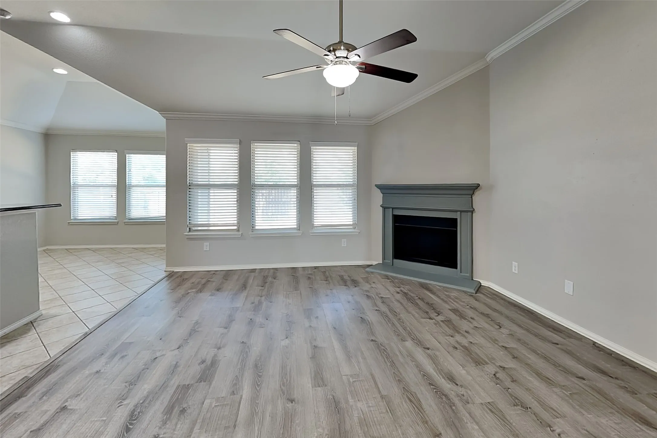 Single Family Residence For Rent in Tarrant County , 14305 Artisan Drive, Fort Worth, Texas 76052, 4 Bedroom, 3 Bathroom, 2 Garage spaces, 2,284 Sqft, built in 2013, mls#21360991, Real Estate Agent in Fort Worth, Homes For Rent in Tarrant county, Homes For Rent in Fort Worth, Realtor in Fort Worth Texas, Real Estate Brokerage Independent Realty Texas, Luminita Cordes Realtor