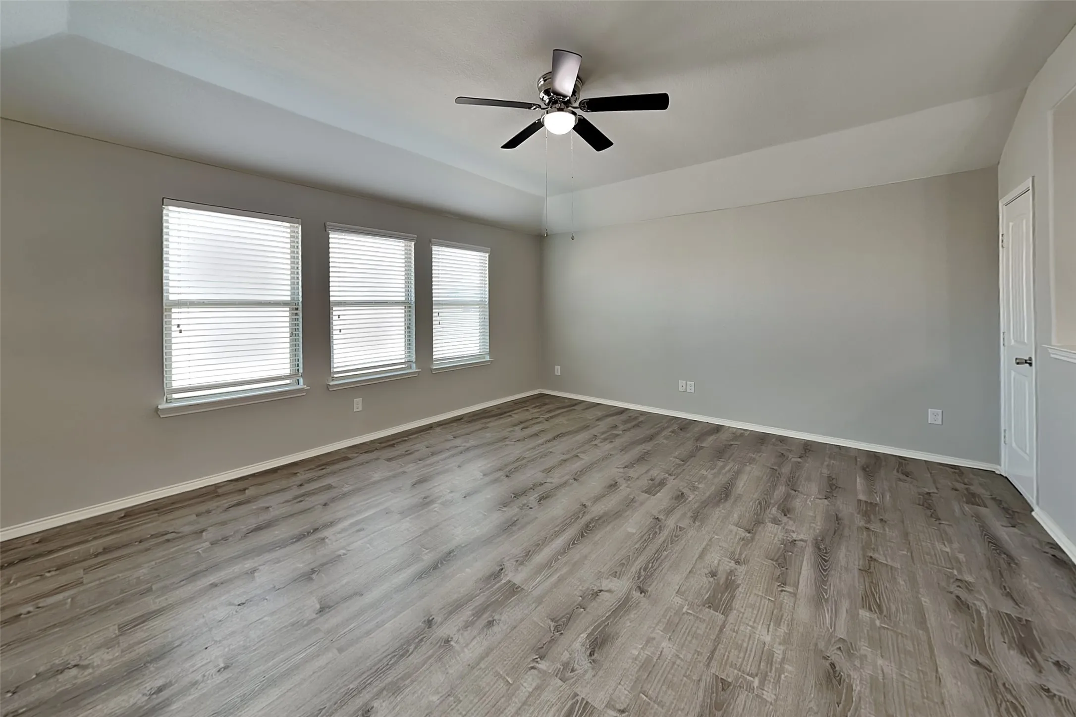 Single Family Residence For Rent in Tarrant County , 14305 Artisan Drive, Fort Worth, Texas 76052, 4 Bedroom, 3 Bathroom, 2 Garage spaces, 2,284 Sqft, built in 2013, mls#21360991, Real Estate Agent in Fort Worth, Homes For Rent in Tarrant county, Homes For Rent in Fort Worth, Realtor in Fort Worth Texas, Real Estate Brokerage Independent Realty Texas, Luminita Cordes Realtor