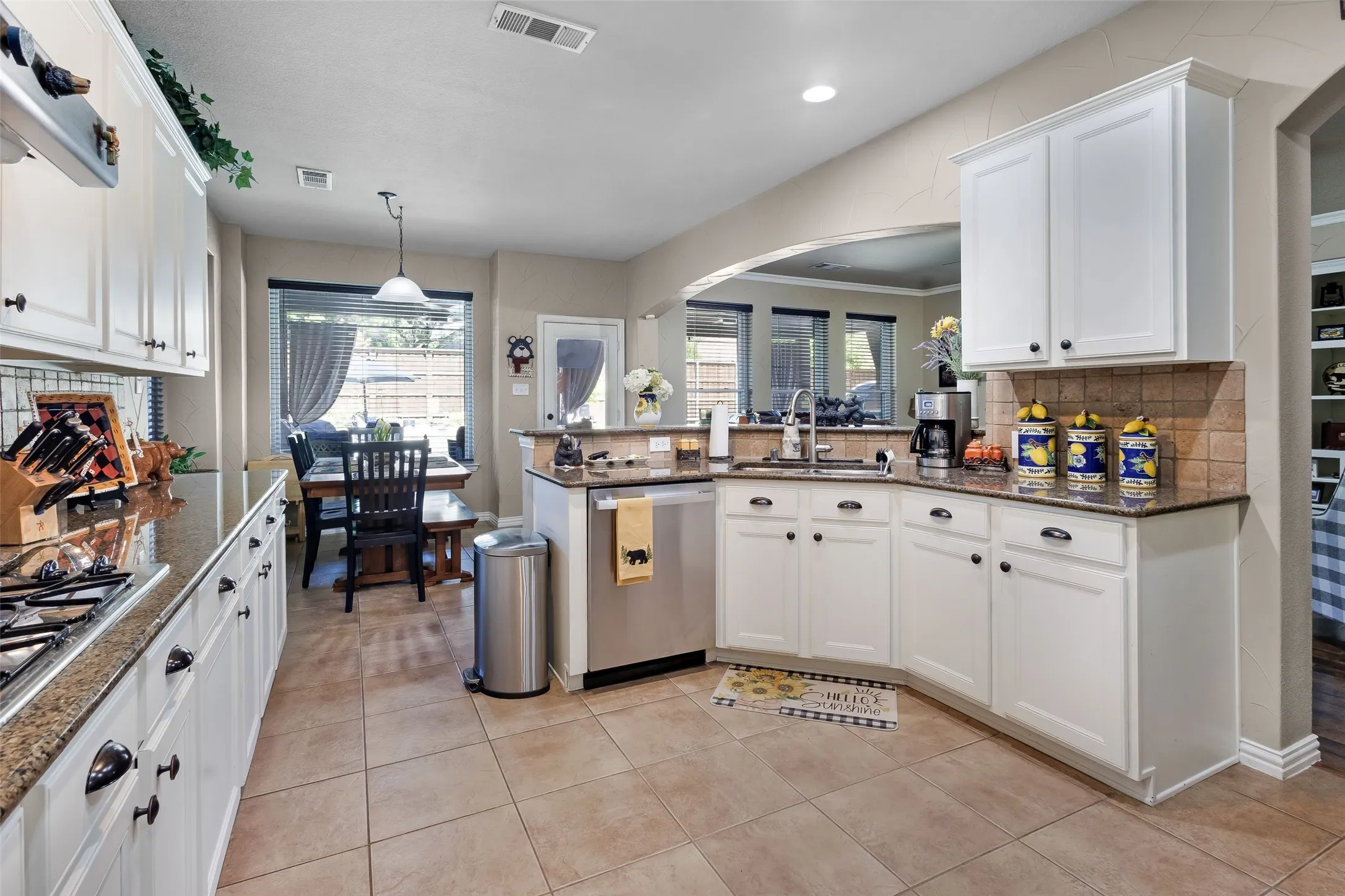 Single Family Residence For Sale in Rockwall County , 1411 Misty Cove, Rockwall, Texas 75087, 5 Bedroom, 3 Bathroom, 2 Garage spaces, 3,413 Sqft, built in 2005, mls#21360994, Real Estate Agent in Rockwall, Homes For Sale in Rockwall county, Homes For Sale in Rockwall, Realtor in Rockwall Texas, Real Estate Brokerage Independent Realty Texas, Luminita Cordes Realtor