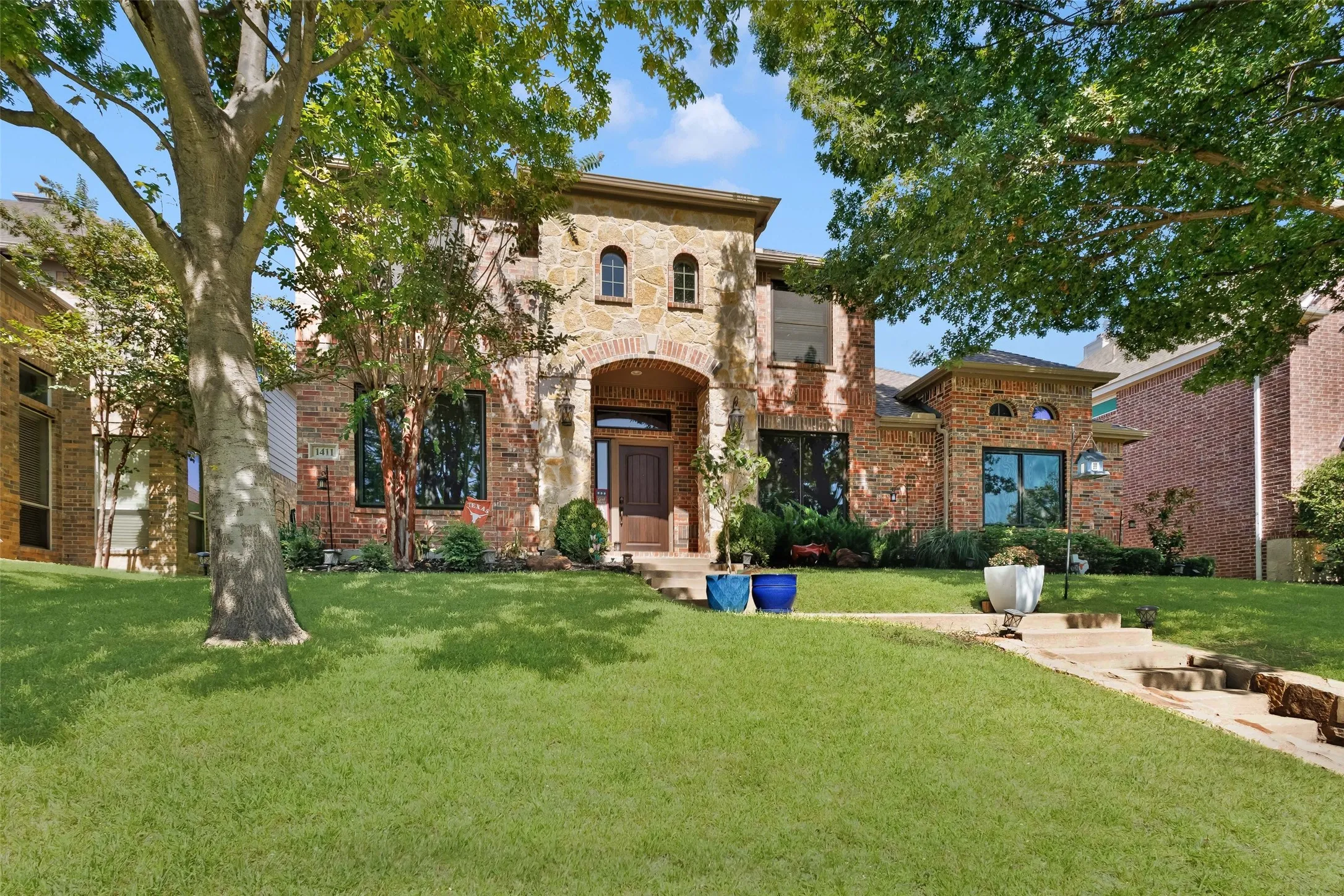 Single Family Residence For Sale in Rockwall County , 1411 Misty Cove, Rockwall, Texas 75087, 5 Bedroom, 3 Bathroom, 2 Garage spaces, 3,413 Sqft, built in 2005, mls#21360994, Real Estate Agent in Rockwall, Homes For Sale in Rockwall county, Homes For Sale in Rockwall, Realtor in Rockwall Texas, Real Estate Brokerage Independent Realty Texas, Luminita Cordes Realtor