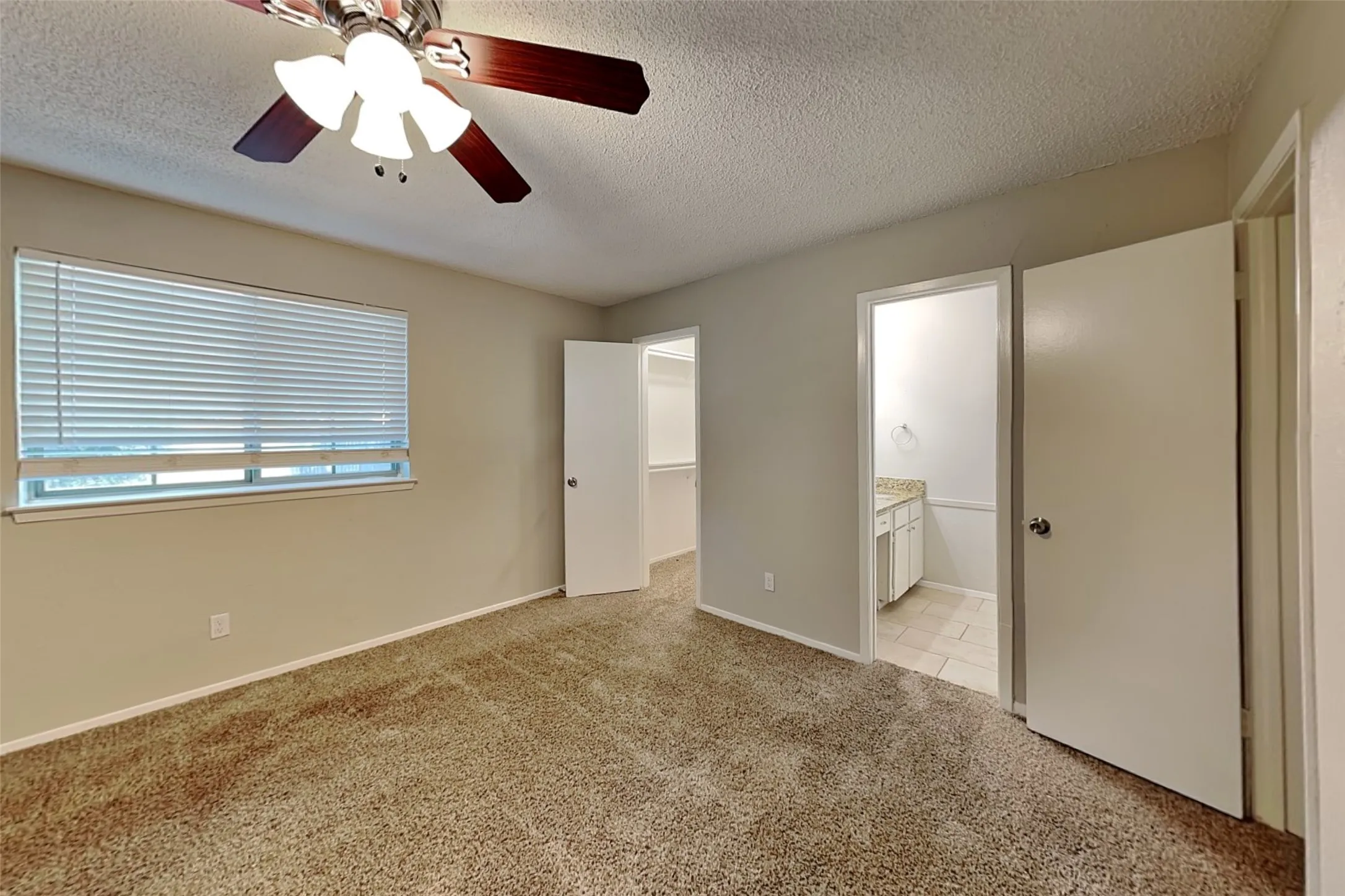 Single Family Residence For Rent in Tarrant County , 7316 Echo Hill Drive, Watauga, Texas 76148, 3 Bedroom, 2 Bathroom, 2 Garage spaces, 1,290 Sqft, built in 1979, mls#21360997, Real Estate Agent in Watauga, Homes For Rent in Tarrant county, Homes For Rent in Watauga, Realtor in Watauga Texas, Real Estate Brokerage Independent Realty Texas, Luminita Cordes Realtor