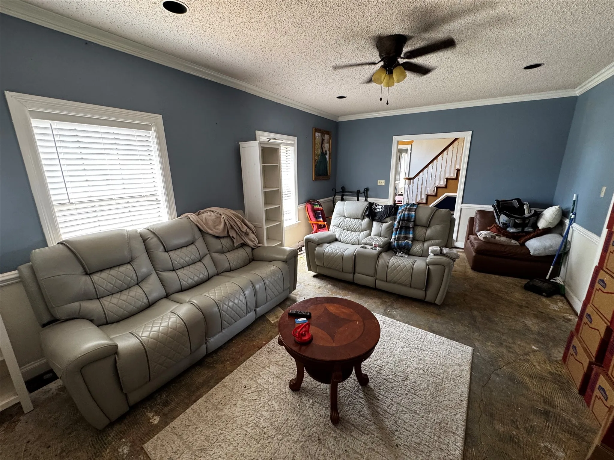 Single Family Residence For Sale in Dallas County , 363 town east, Sunnyvale, Texas 75182, 6 Bedroom, 4 Bathroom, Garage spaces, 4,318 Sqft, built in 1983, mls#21354948, Real Estate Agent in Sunnyvale, Homes For Sale in Dallas county, Homes For Sale in Sunnyvale, Realtor in Sunnyvale Texas, Real Estate Brokerage Independent Realty Texas, Luminita Cordes Realtor