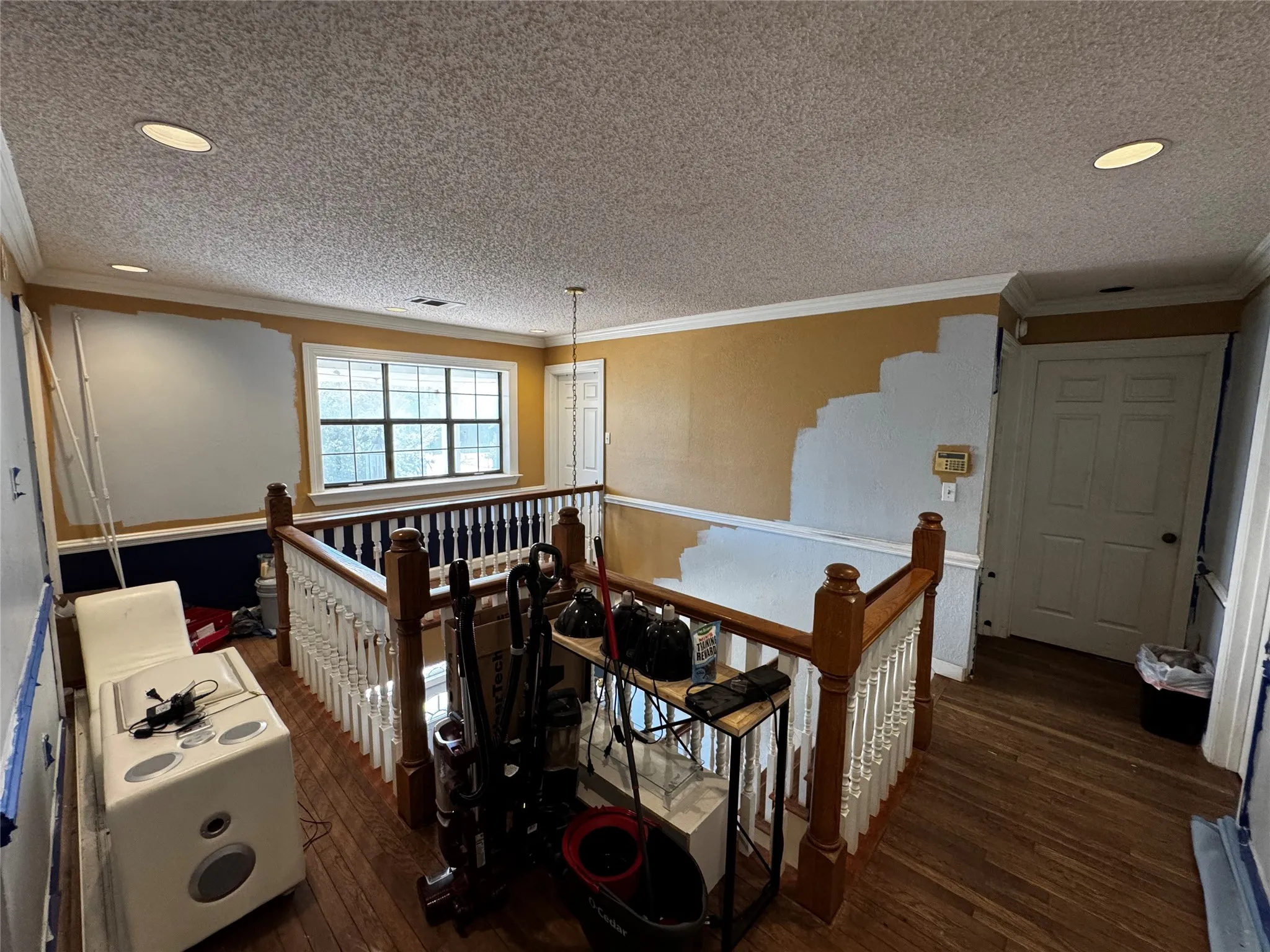 Single Family Residence For Sale in Dallas County , 363 town east, Sunnyvale, Texas 75182, 6 Bedroom, 4 Bathroom, Garage spaces, 4,318 Sqft, built in 1983, mls#21354948, Real Estate Agent in Sunnyvale, Homes For Sale in Dallas county, Homes For Sale in Sunnyvale, Realtor in Sunnyvale Texas, Real Estate Brokerage Independent Realty Texas, Luminita Cordes Realtor