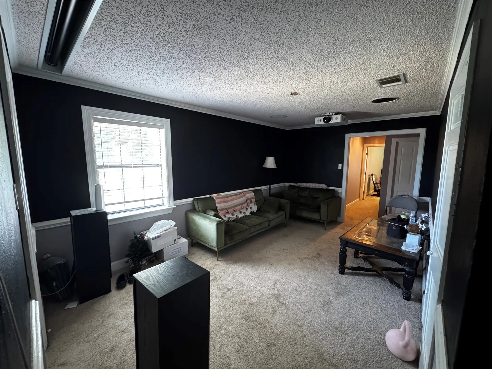 Single Family Residence For Sale in Dallas County , 363 town east, Sunnyvale, Texas 75182, 6 Bedroom, 4 Bathroom, Garage spaces, 4,318 Sqft, built in 1983, mls#21354948, Real Estate Agent in Sunnyvale, Homes For Sale in Dallas county, Homes For Sale in Sunnyvale, Realtor in Sunnyvale Texas, Real Estate Brokerage Independent Realty Texas, Luminita Cordes Realtor