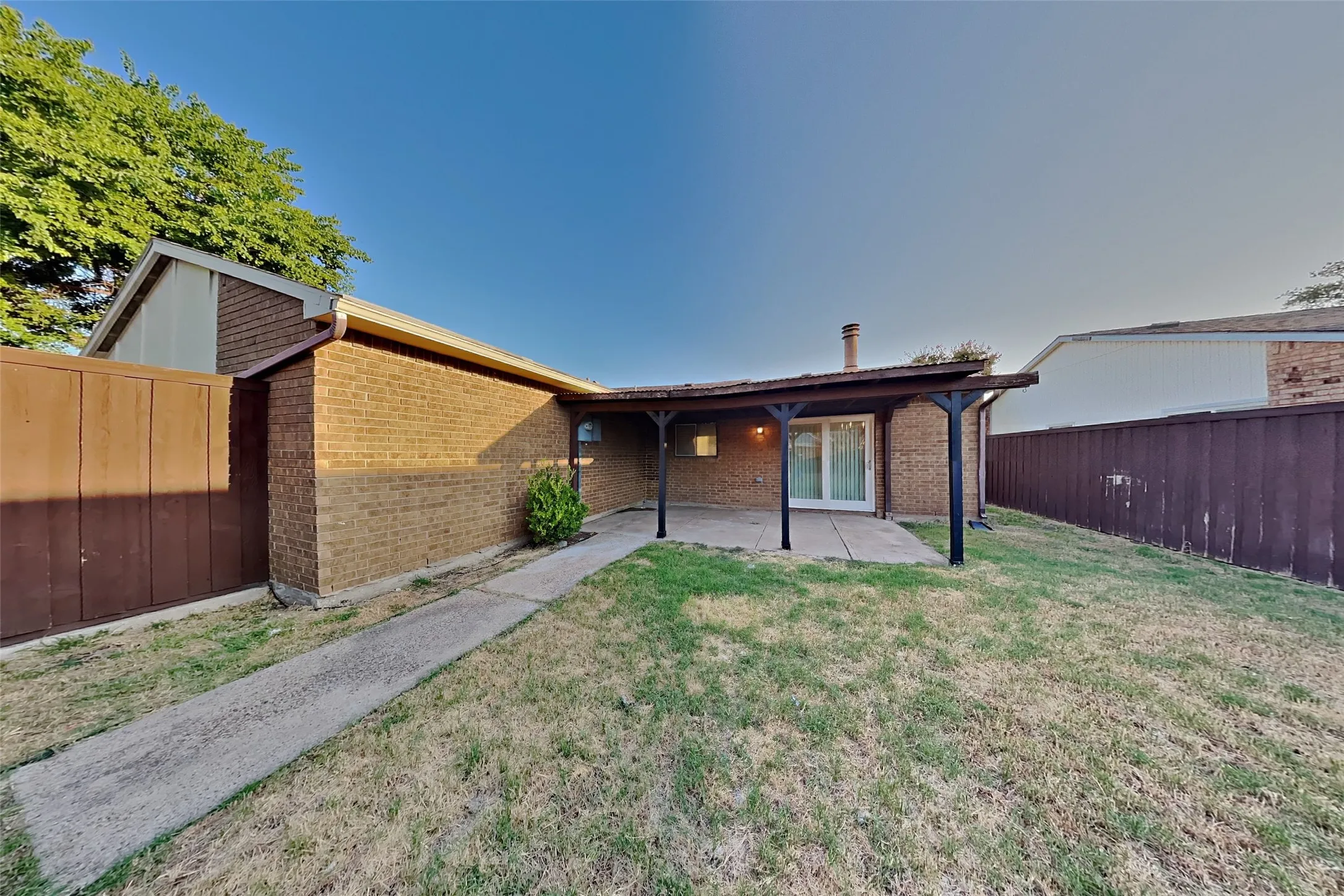 Single Family Residence For Rent in Collin County , 518 White Oak Street, Allen, Texas 75002, 3 Bedroom, 2 Bathroom, 2 Garage spaces, 1,512 Sqft, built in 1981, mls#21361006, Real Estate Agent in Allen, Homes For Rent in Collin county, Homes For Rent in Allen, Realtor in Allen Texas, Real Estate Brokerage Independent Realty Texas, Luminita Cordes Realtor